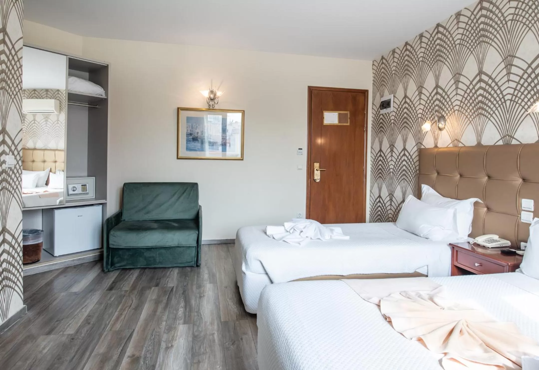 Bed in Athens Golden City Hotel