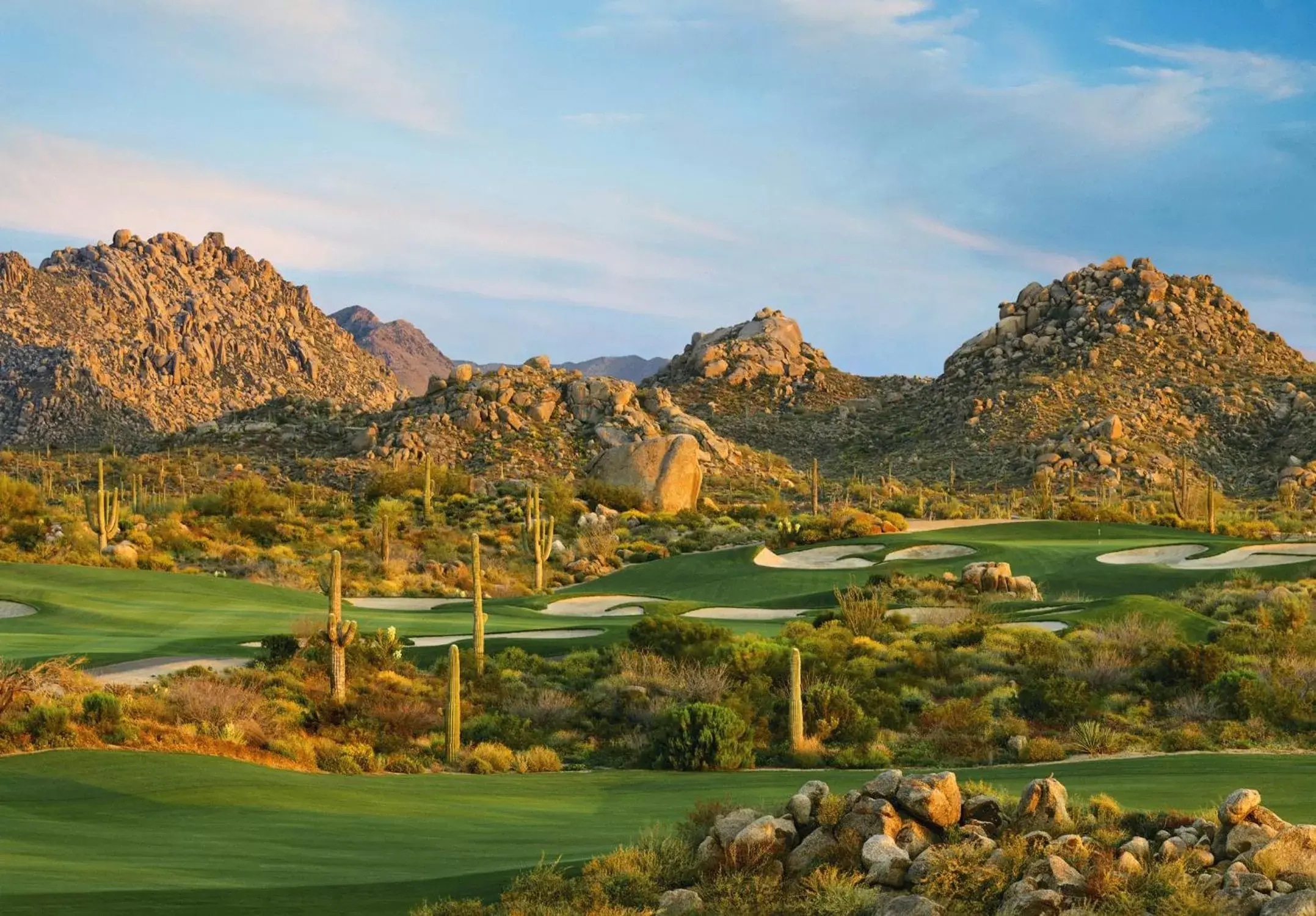 Golfcourse, Golf in Luxury Condos by Meridian CondoResorts- Scottsdale