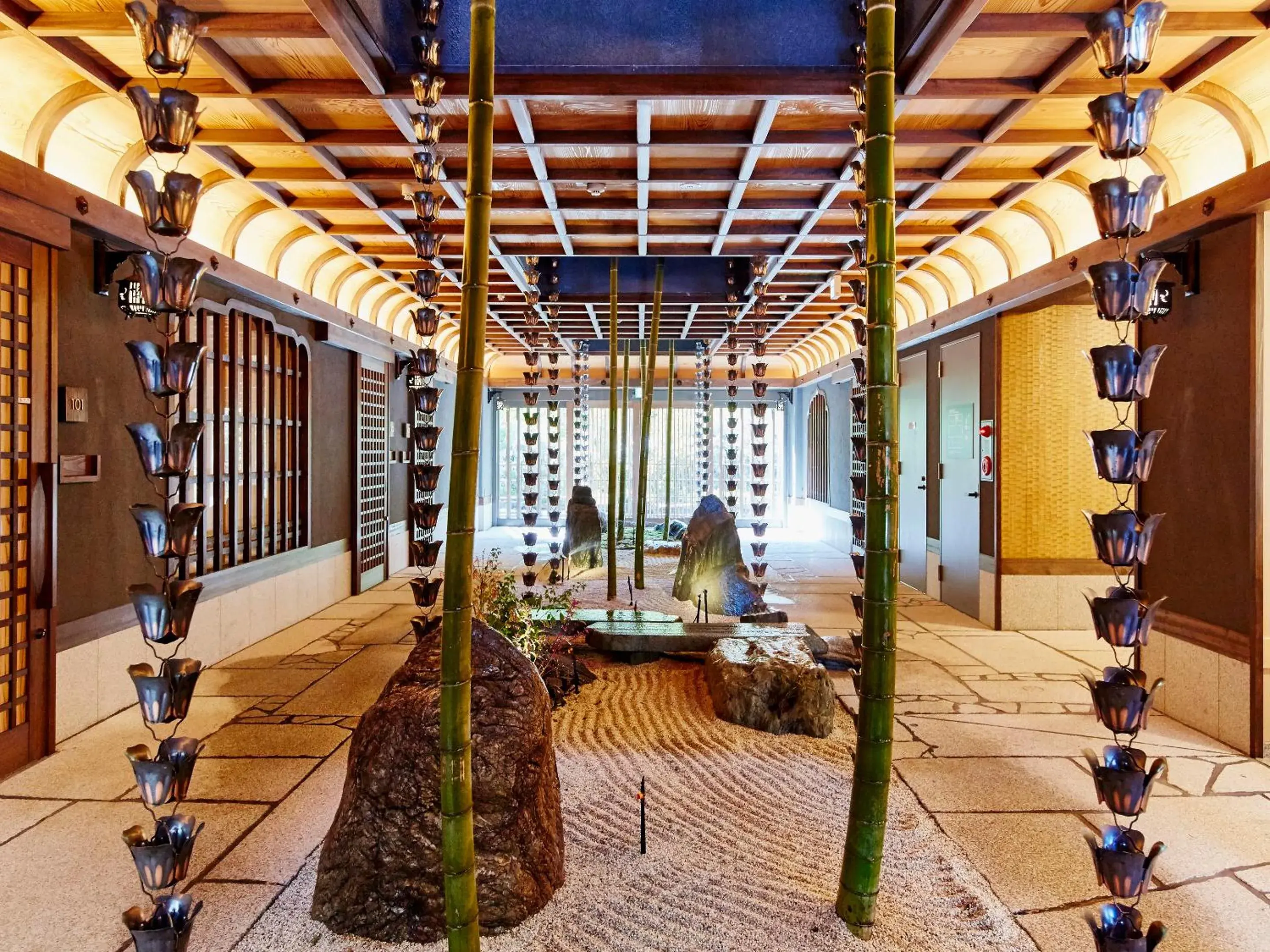 Facade/entrance in Sunrise Suites Facade/entrance in Sunrise Suites