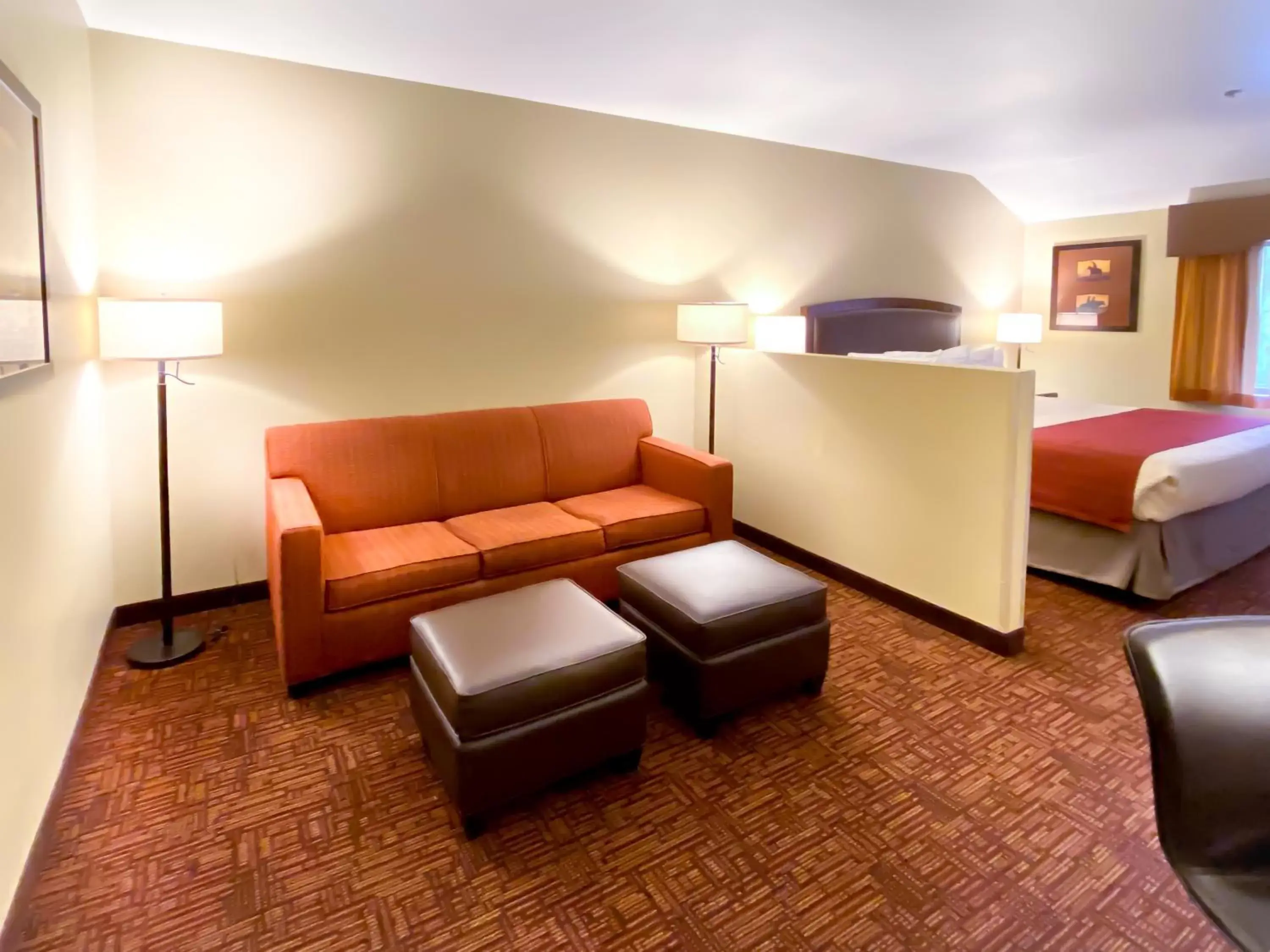 Living room, Seating Area in Best Western Plus Inn of Williams