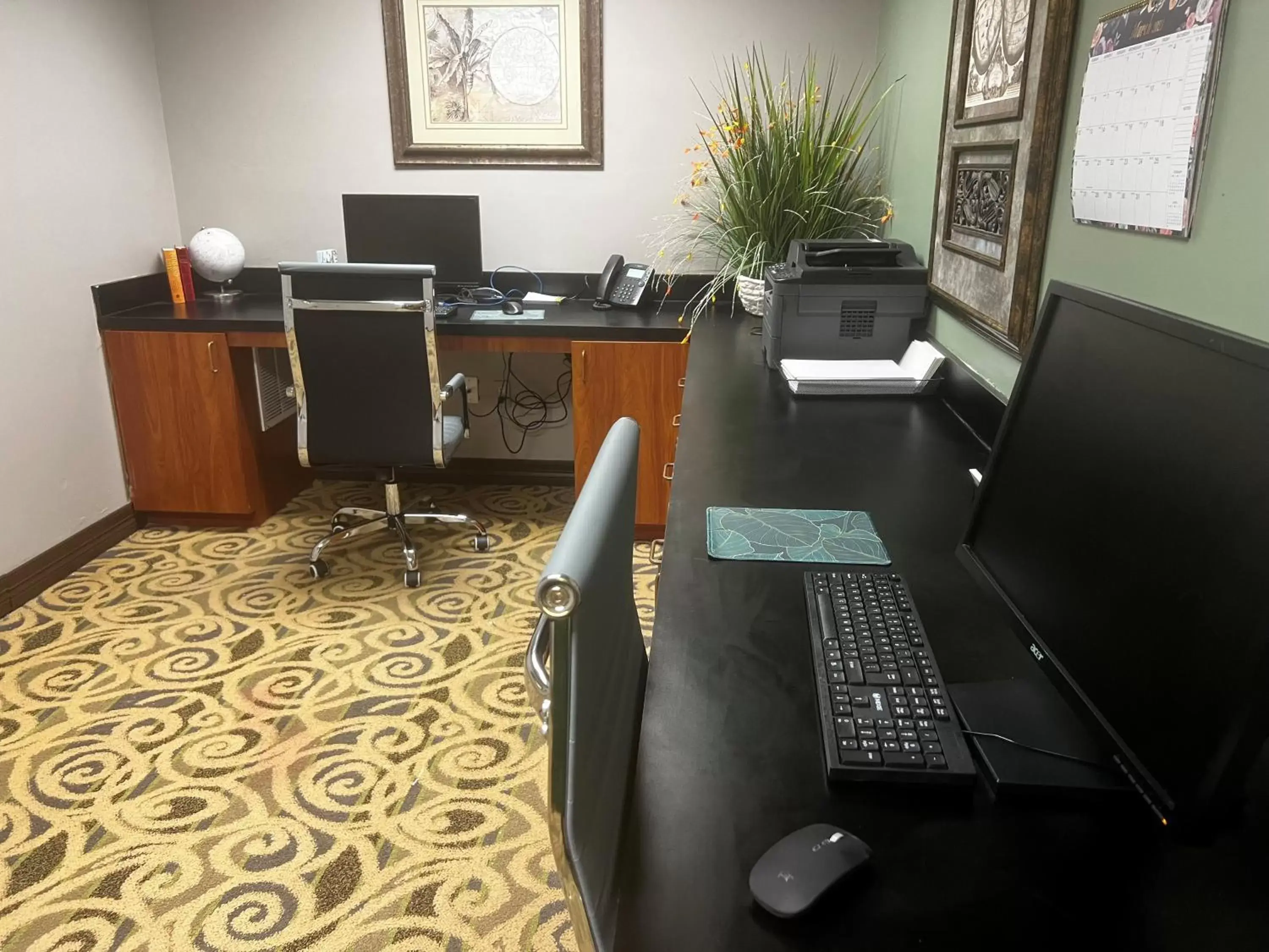 Business facilities, Business Area/Conference Room in Wingate By Wyndham Houston / Willowbrook