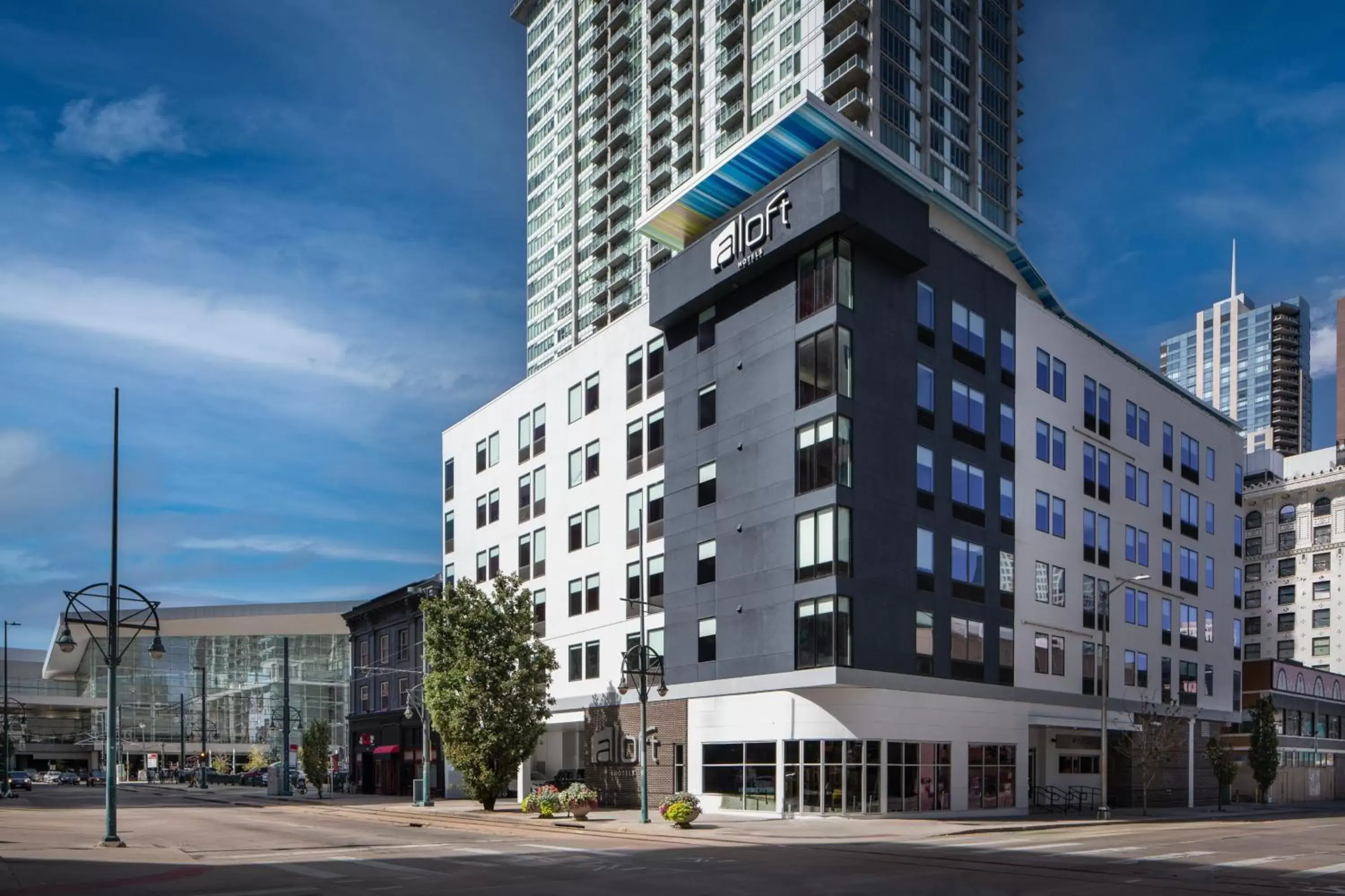 Property Building in Aloft Denver Downtown