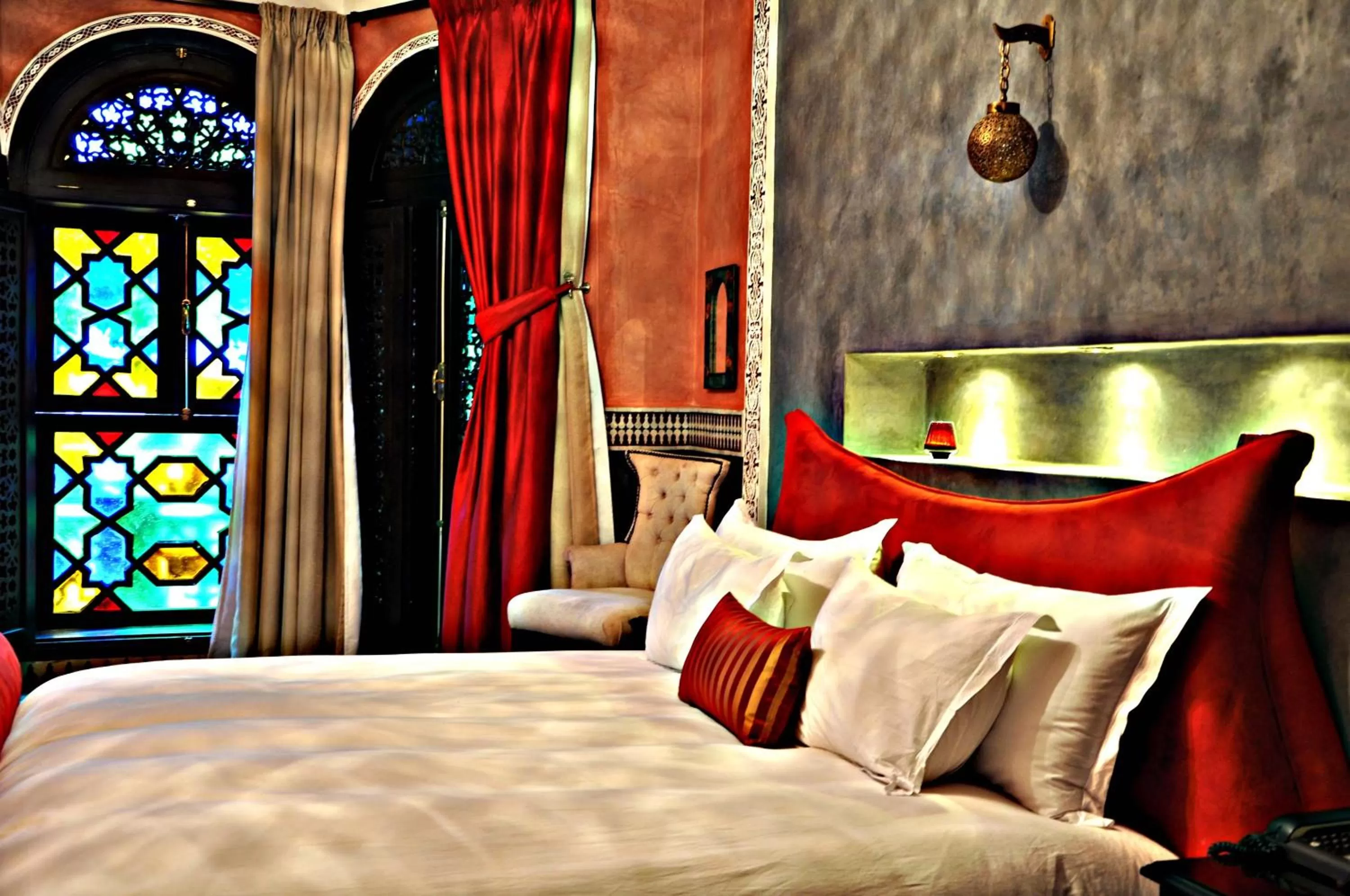 Bed in Palais Ommeyad Suites & Spa