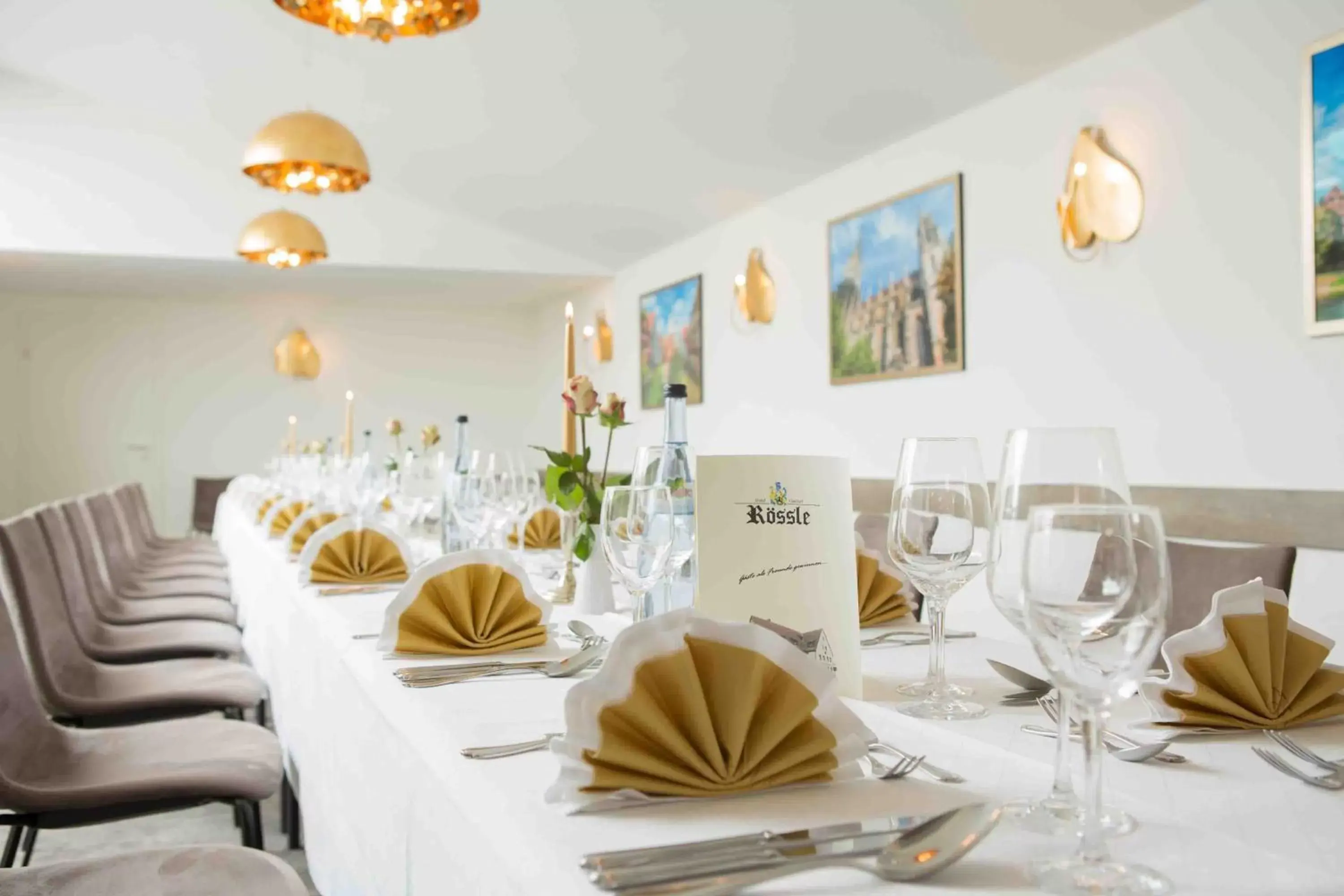 Restaurant/Places to Eat in Hotel Gasthof Rössle