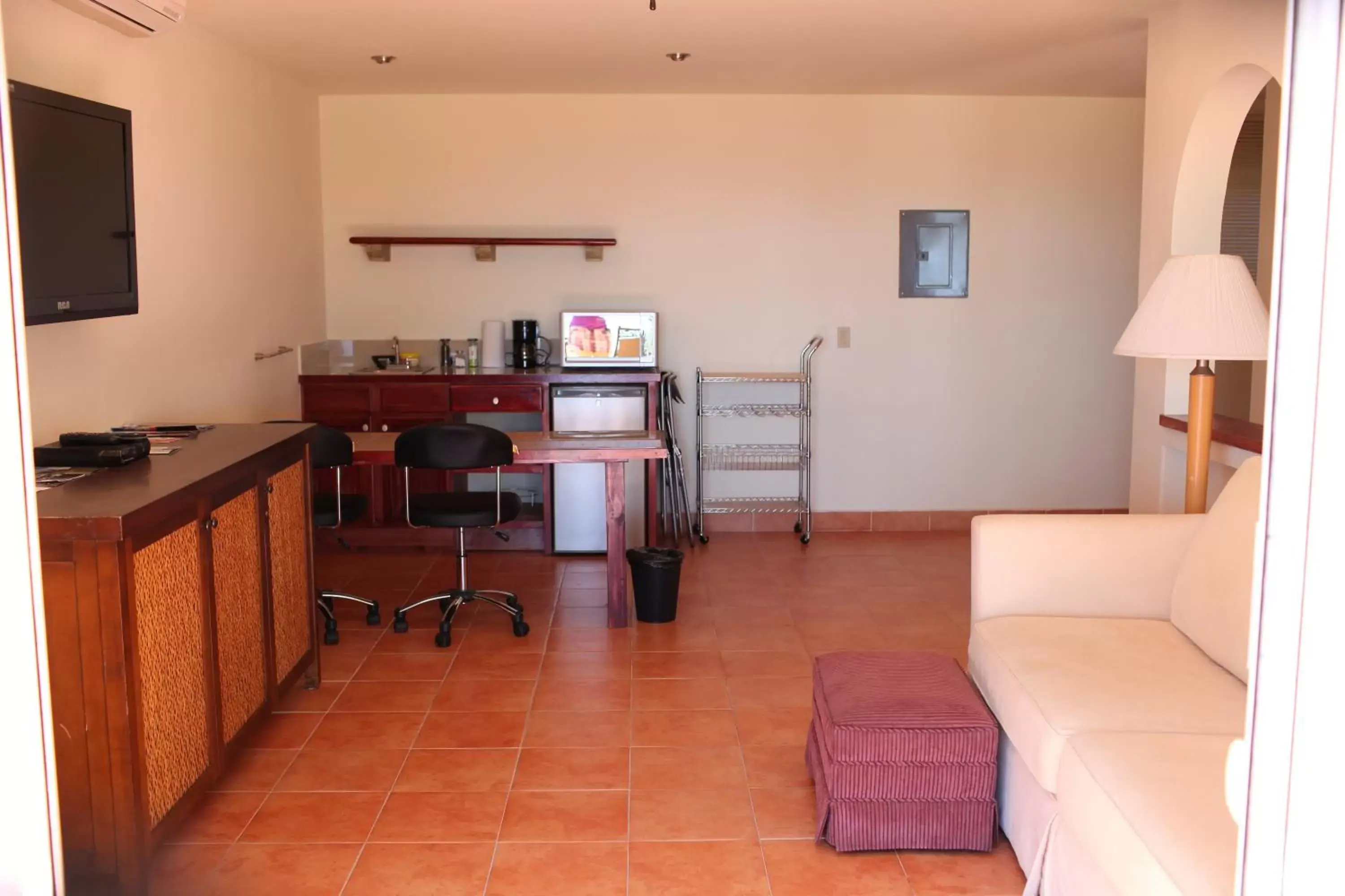 TV and multimedia, Kitchen/Kitchenette in MariaMar Suites