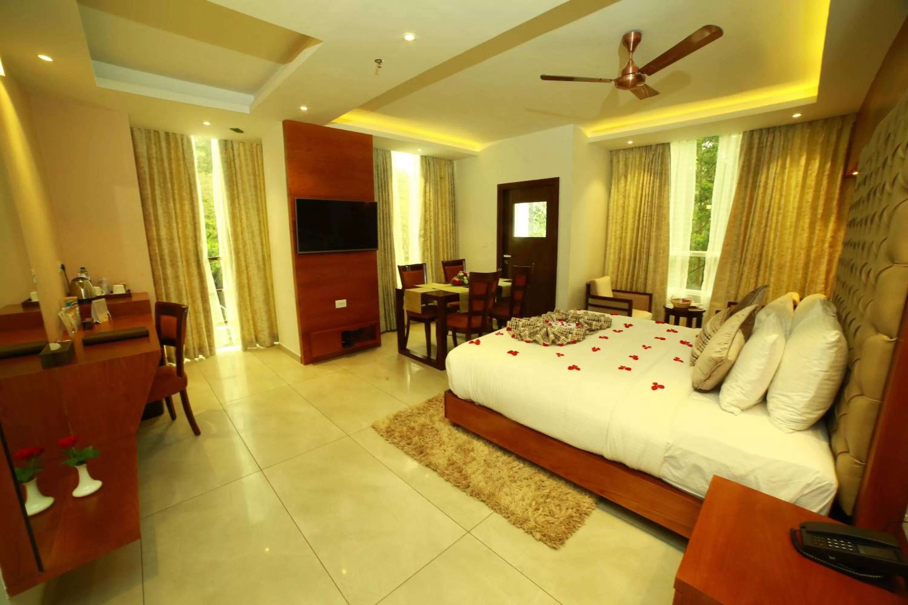 bunk bed, Bed in Blanket Hotel & Spa