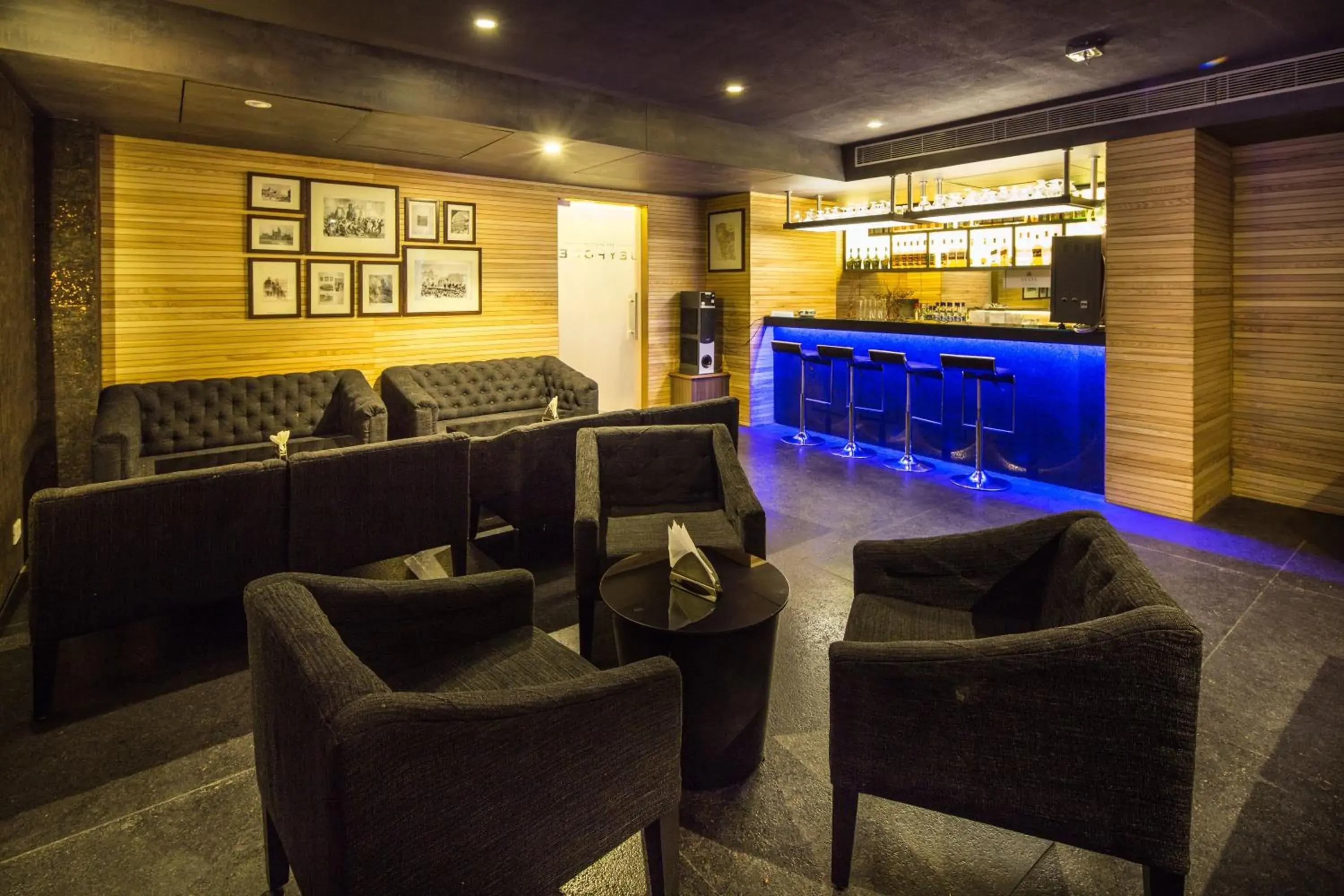 Lounge or bar, Lobby/Reception in Vesta Maurya Palace