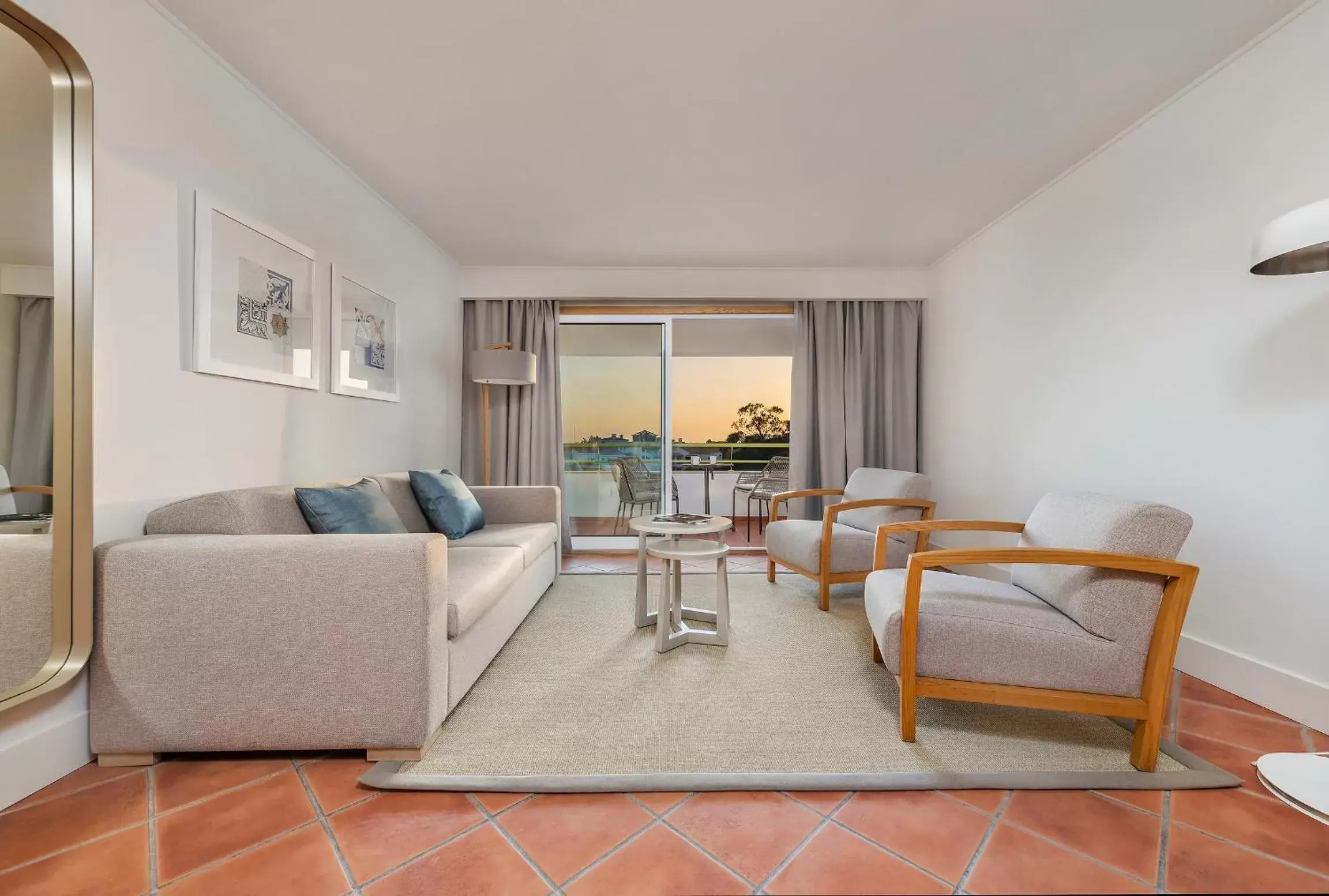 Living room, Seating Area in The Patio Suite Hotel