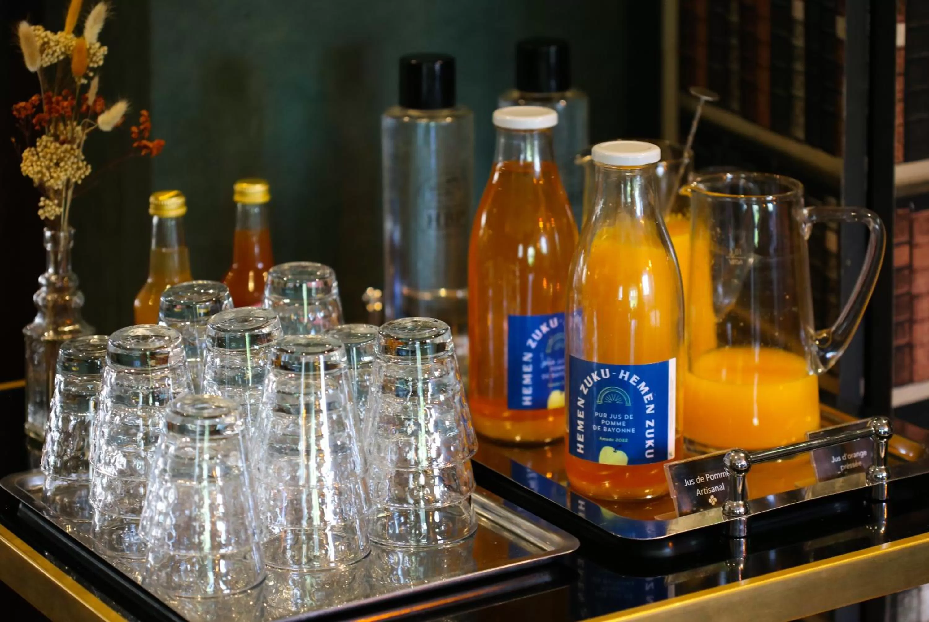 Breakfast in Hôtel des Basses Pyrénées - Bayonne