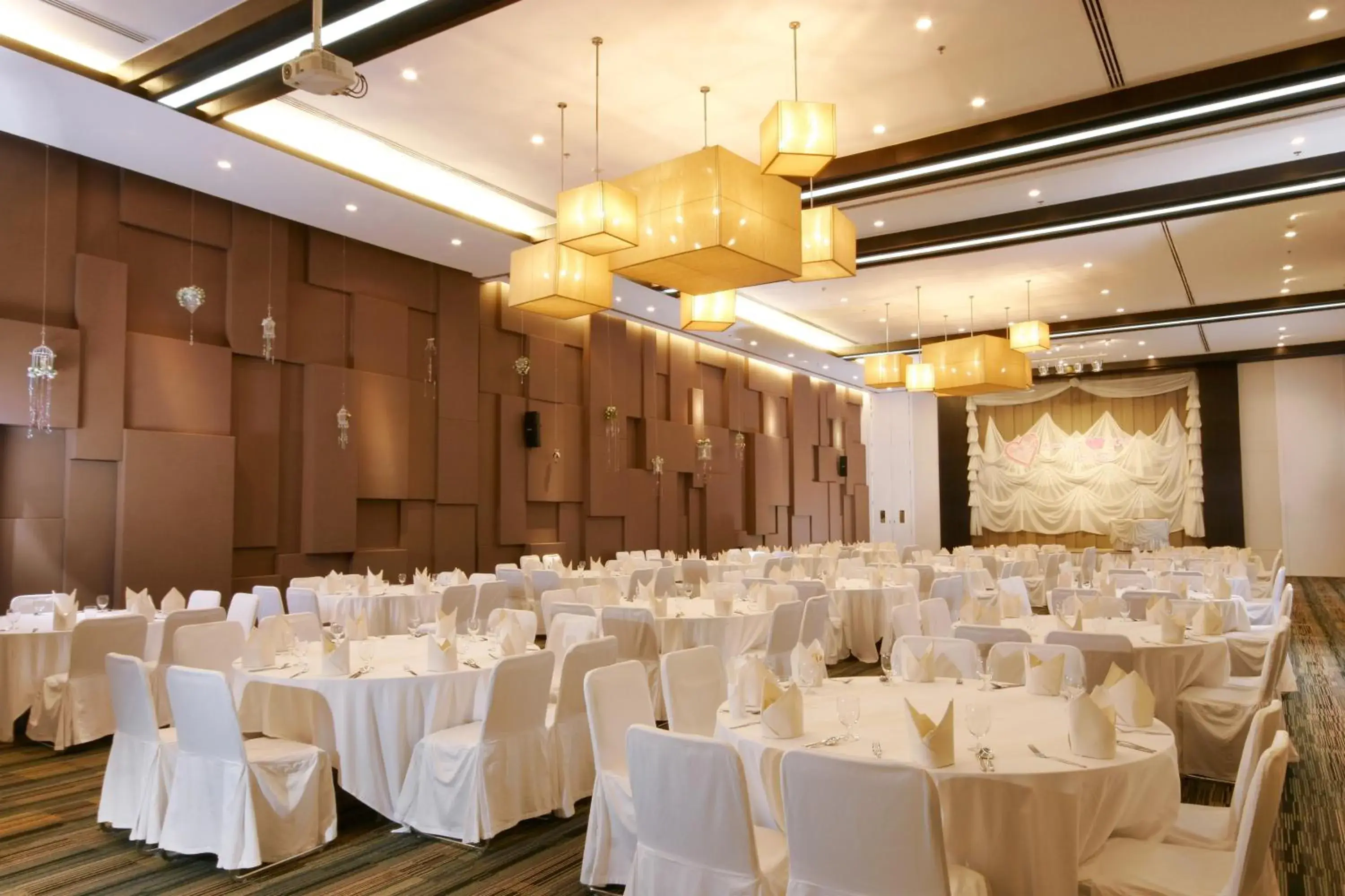 Meeting/conference room, Banquet Facilities in Kameo Grand Hotel & Serviced Apartment, Rayong