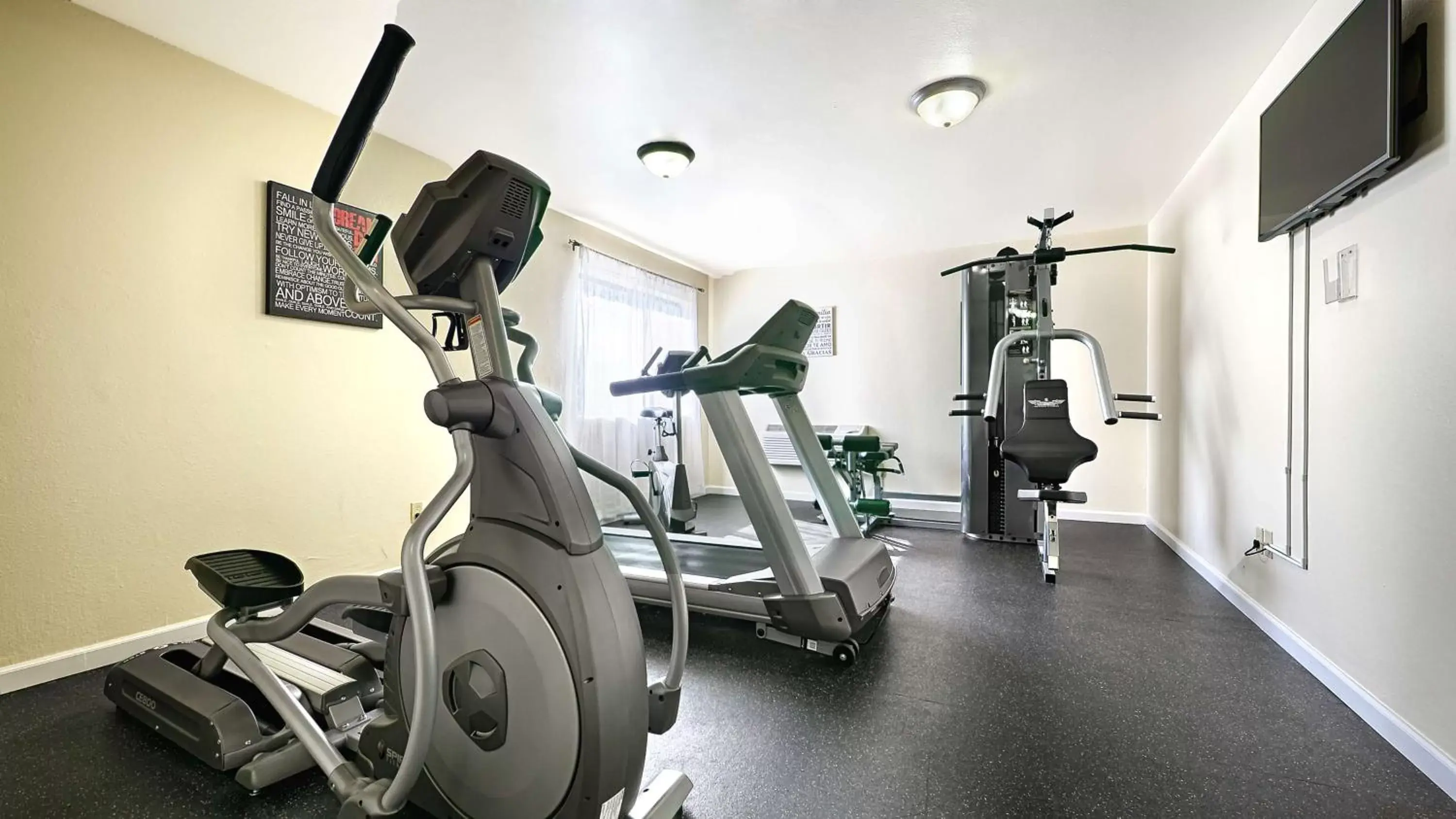 Fitness centre/facilities, Fitness Center/Facilities in Best Western Plus Sonora Oaks Hotel and Conference Center