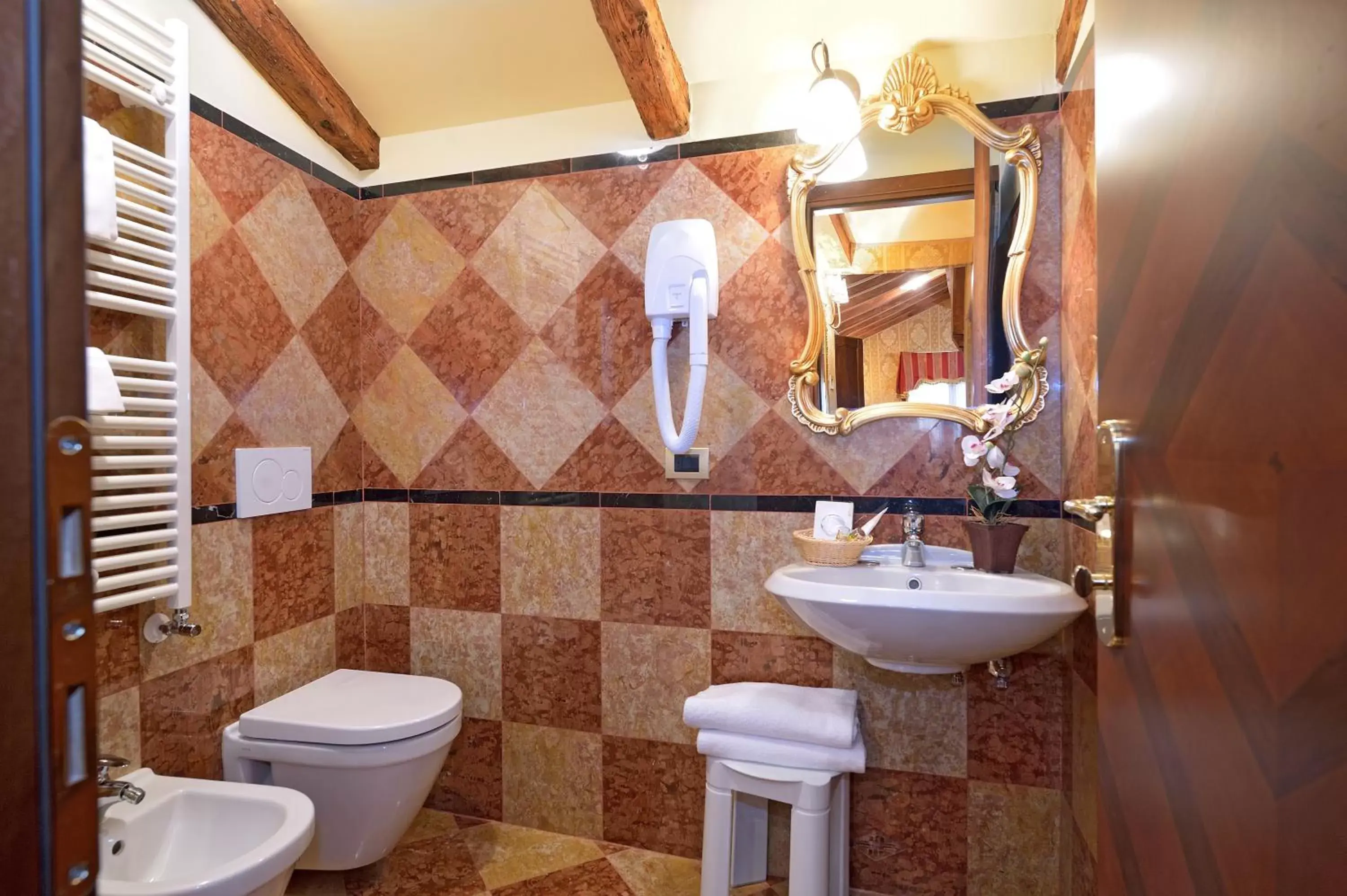 Bathroom in Antico Panada