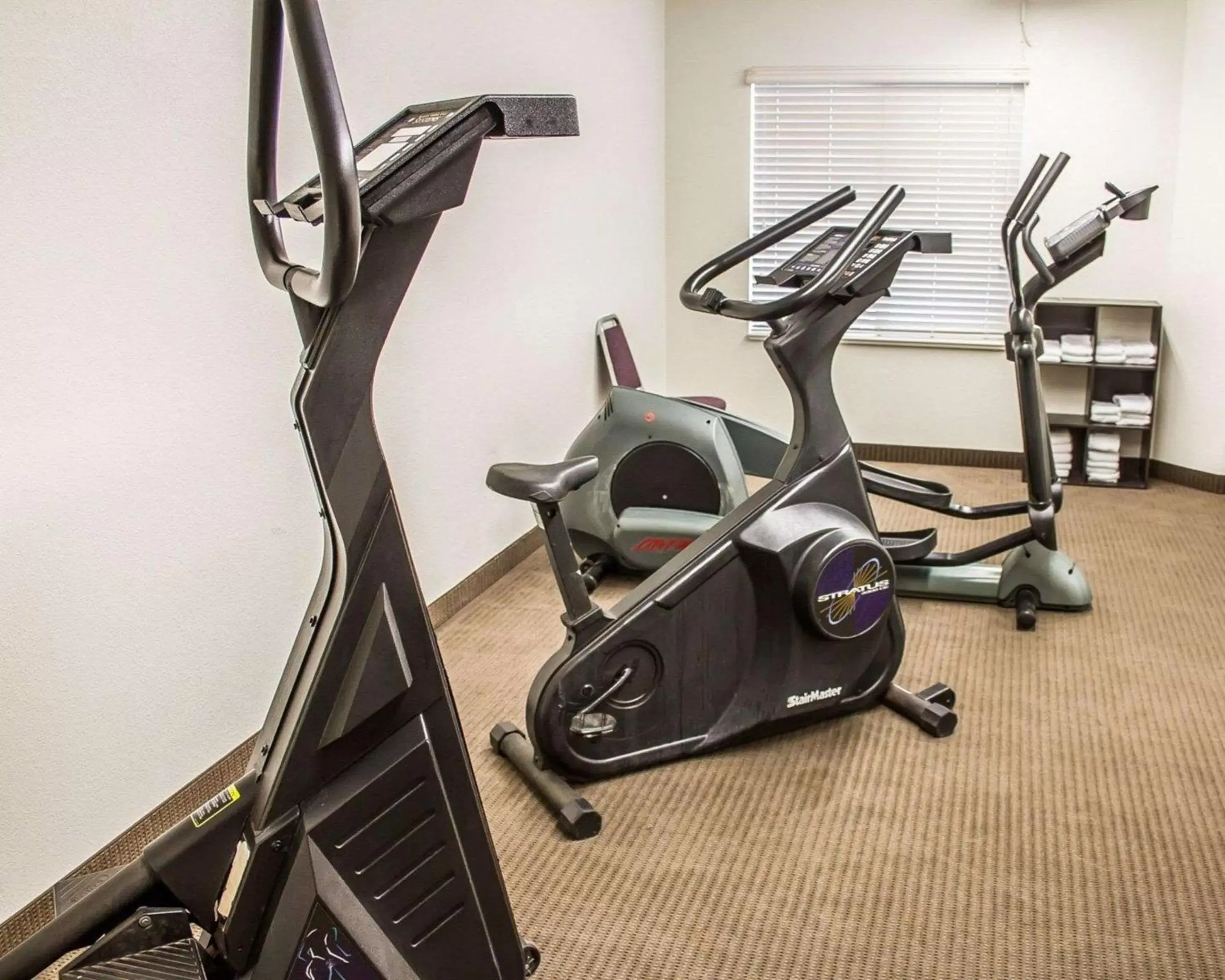 Fitness centre/facilities, Fitness Center/Facilities in Sleep Inn & Suites Roseburg North Near Medical Center