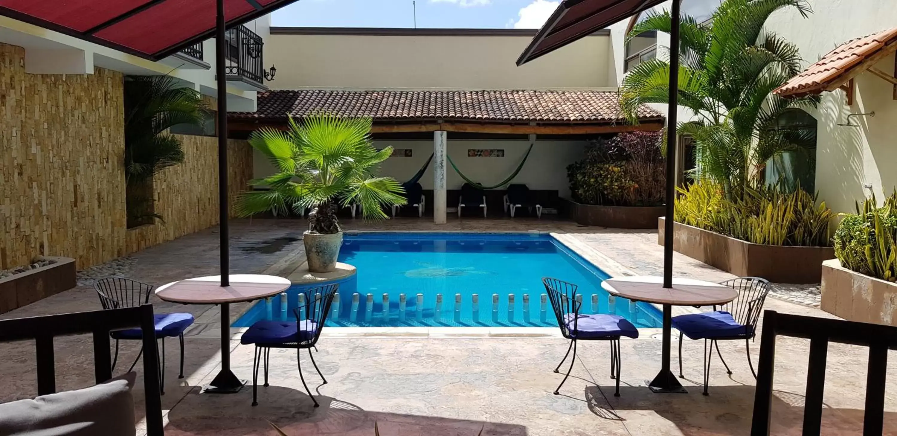 Swimming Pool in Hotel Dubrovnik