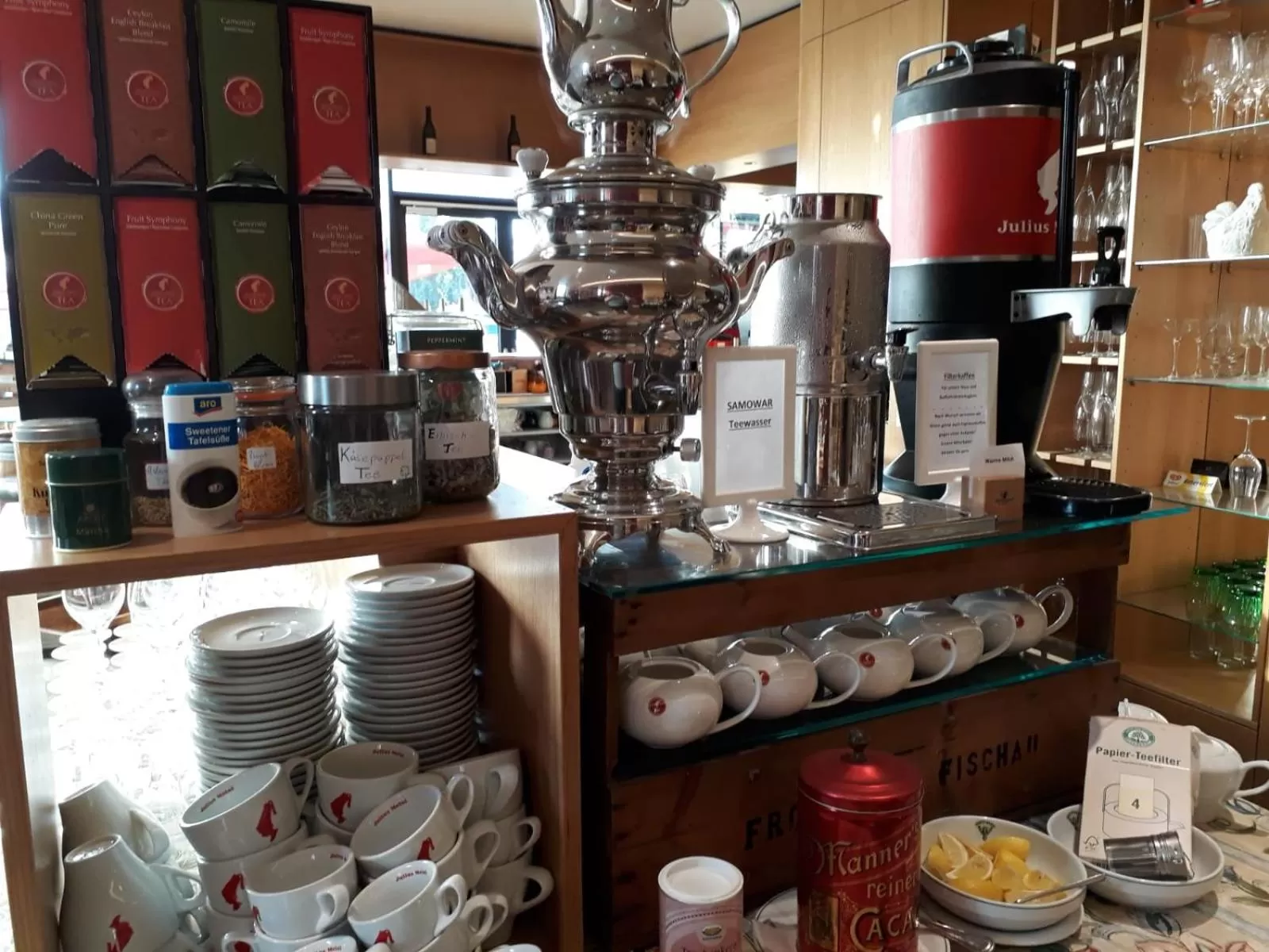 Buffet breakfast in Hubertushof Fromwald Hotel und Gasthof