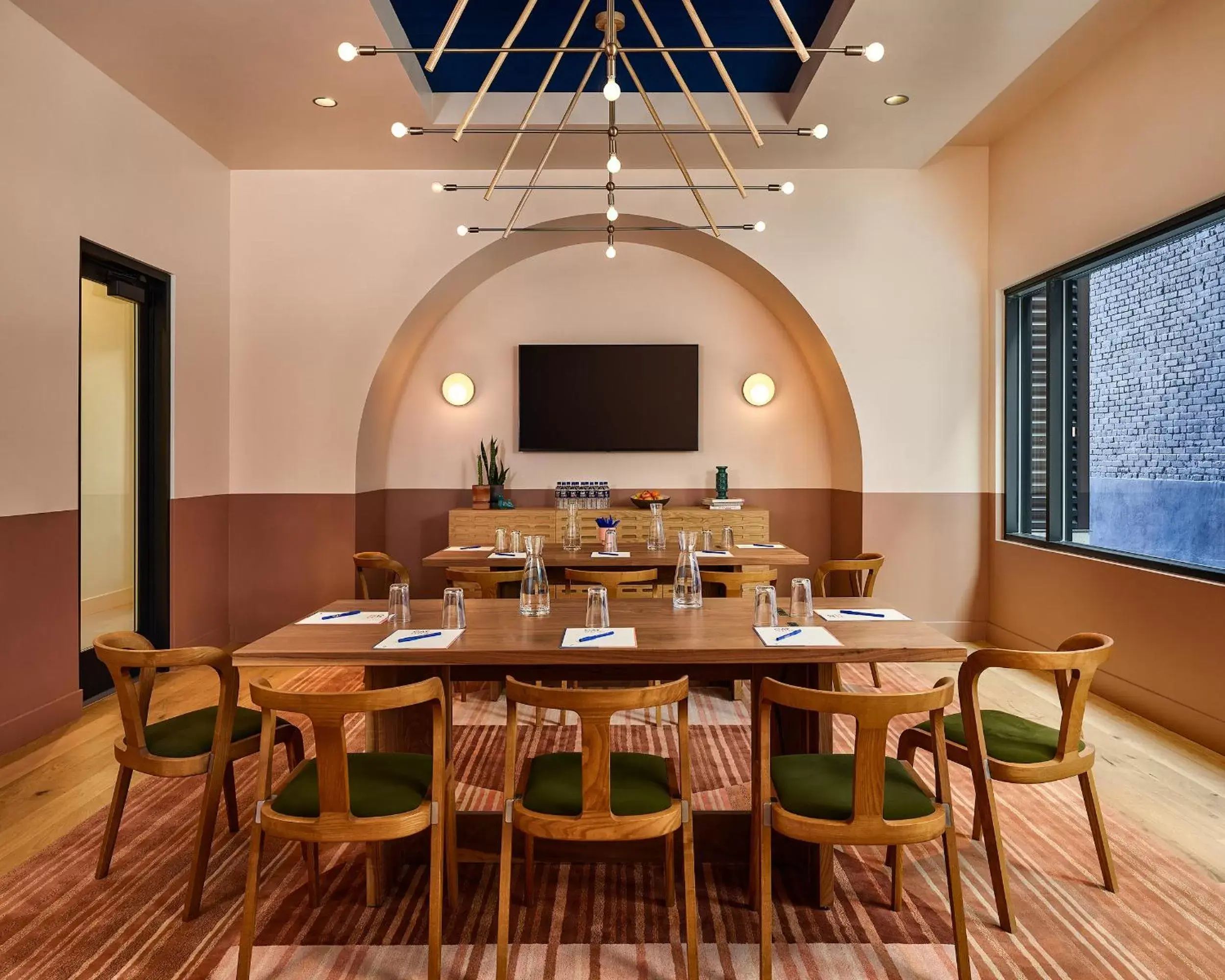 Meeting/conference room in Catbird Hotel
