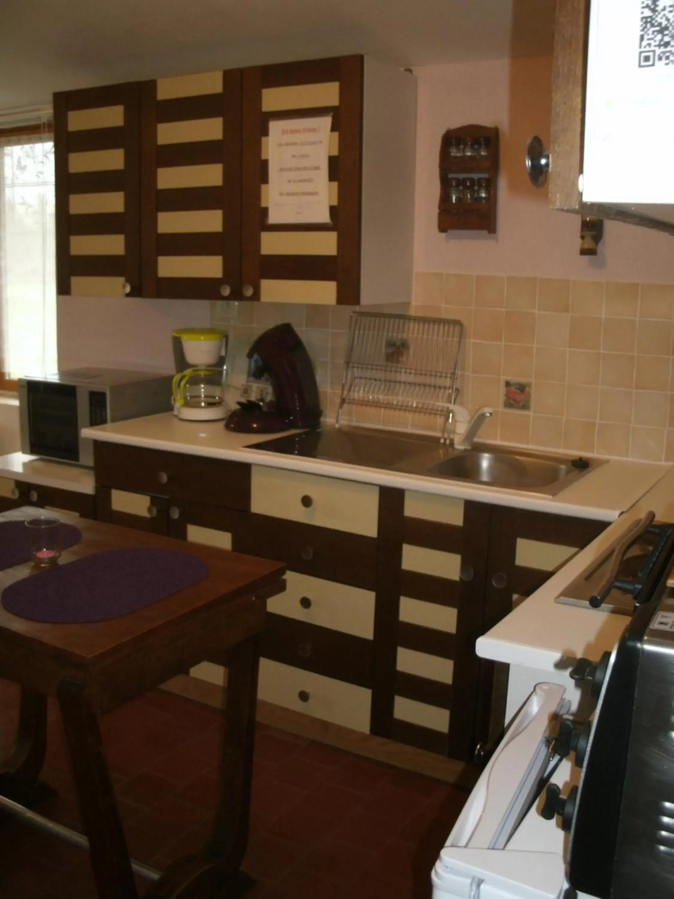 Kitchen or kitchenette, Kitchen/Kitchenette in Chambres d'hotes du Moulin