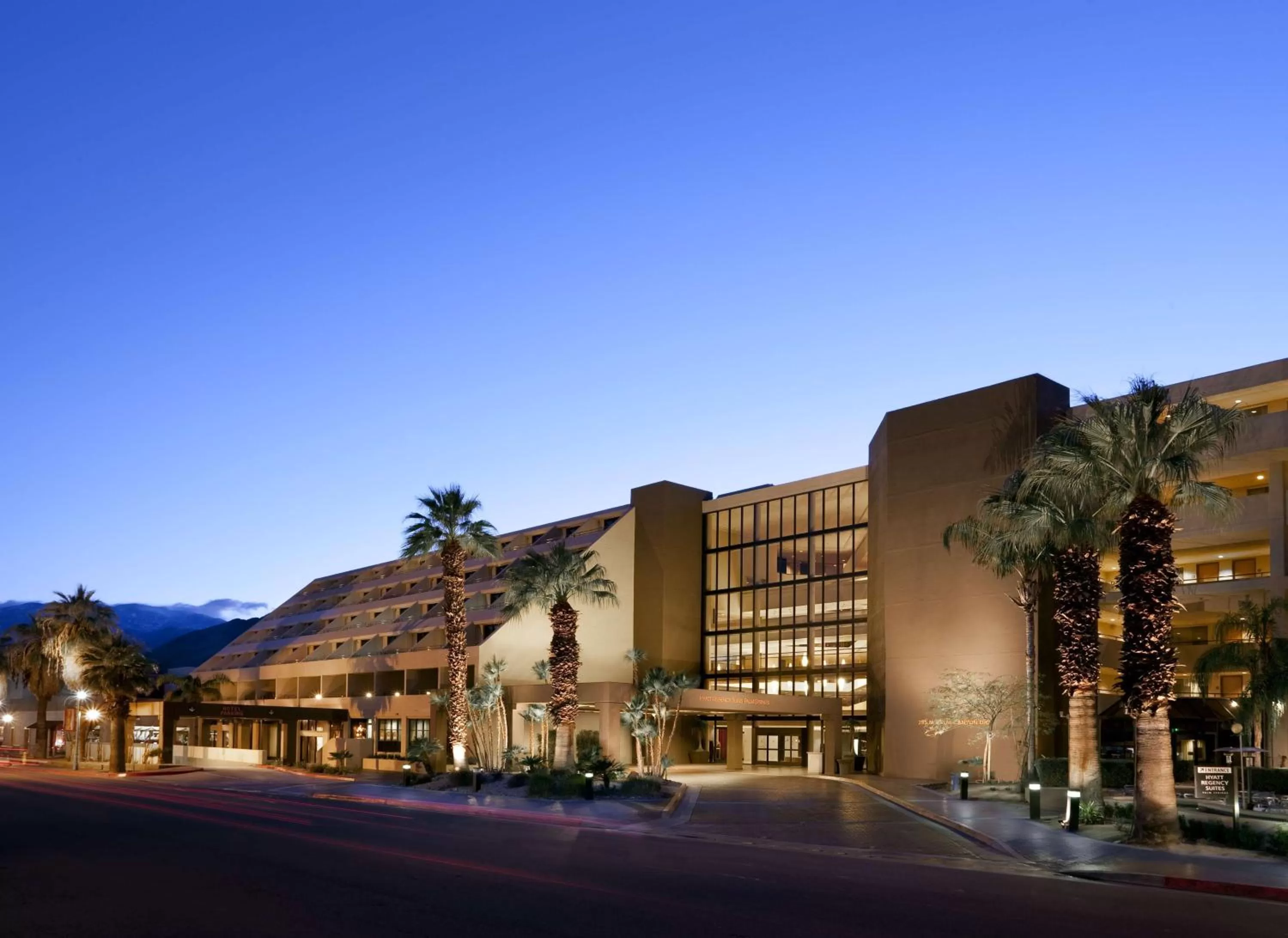 Property building in Hyatt Palm Springs