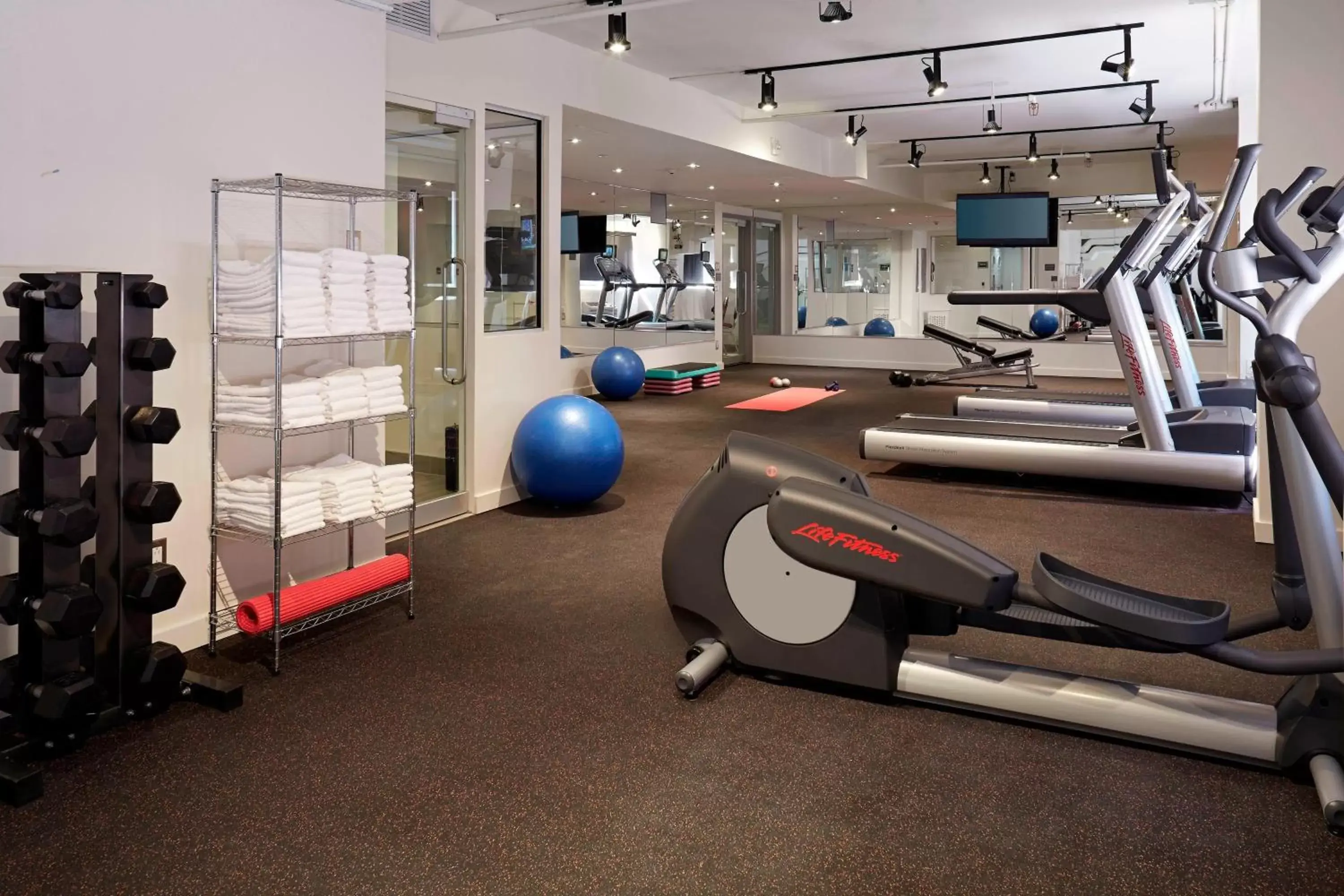 Fitness centre/facilities, Fitness Center/Facilities in Residence Inn by Marriott Montréal Downtown