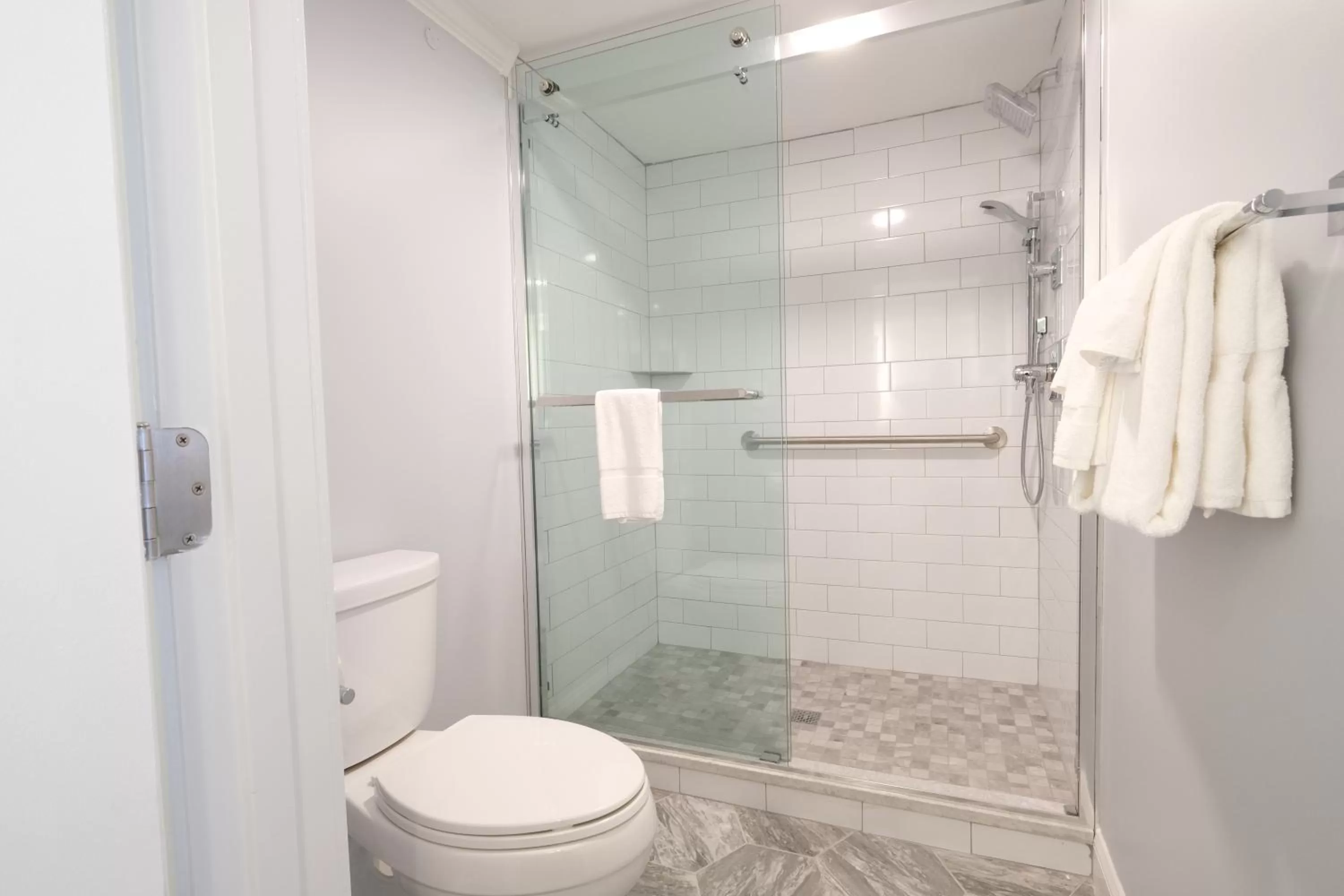 Bathroom in Norseman Resort on the Beach