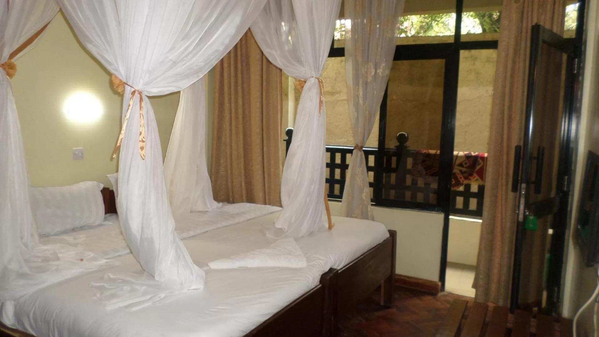 Bed in Vienna Woods Hotel Nakuru