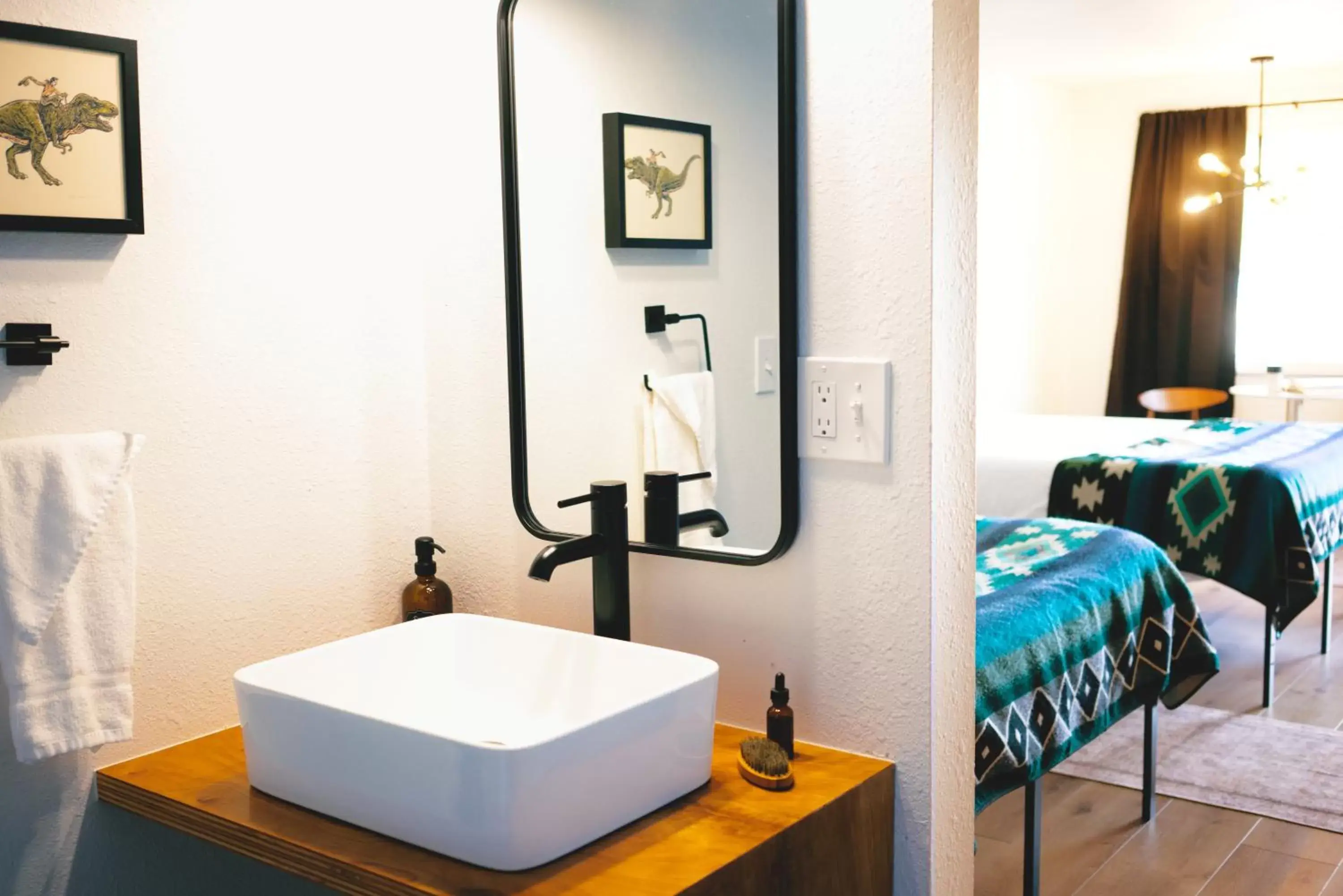 View (from property/room), Bed in Jackalope Motor Lodge View (from property/room), Bed in Jackalope Motor Lodge