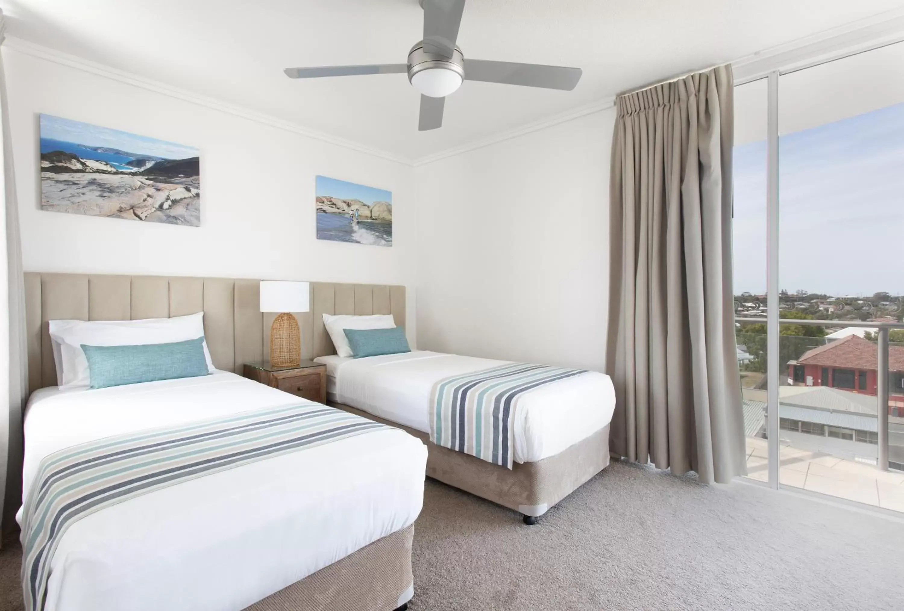 Bedroom, Bed in Aspect Caloundra