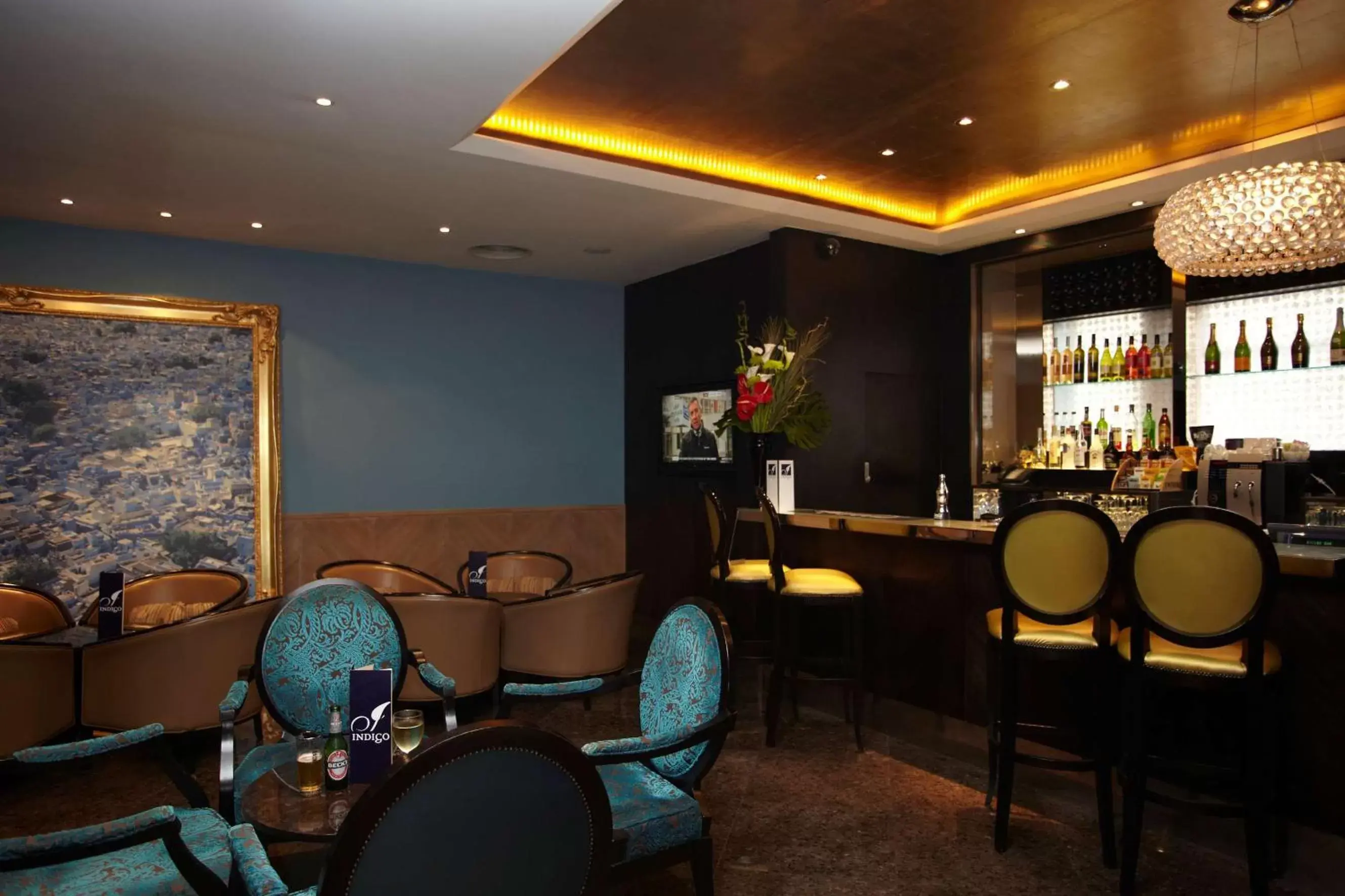 Lounge or bar, Restaurant/Places to Eat in DoubleTree by Hilton Hotel London - Marble Arch