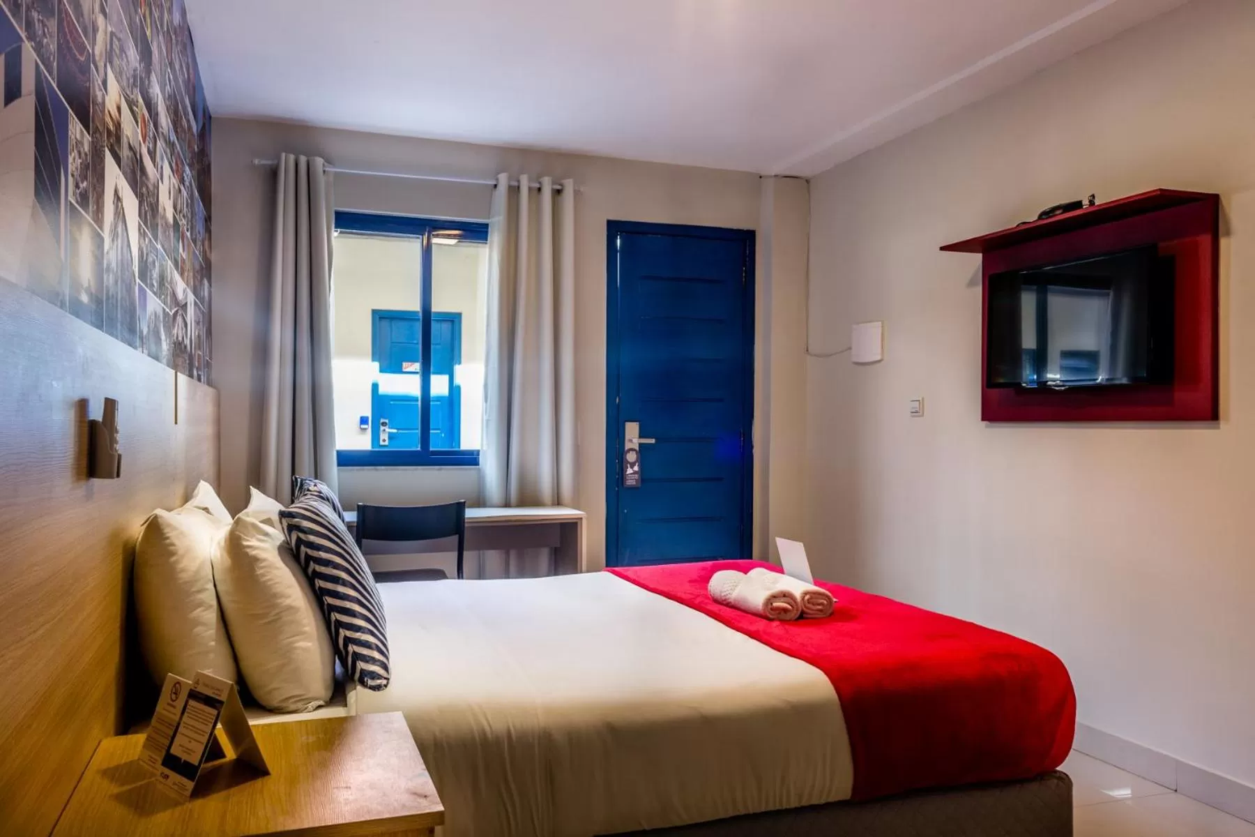 Bedroom, Bed in Injoy Suítes & Aparts