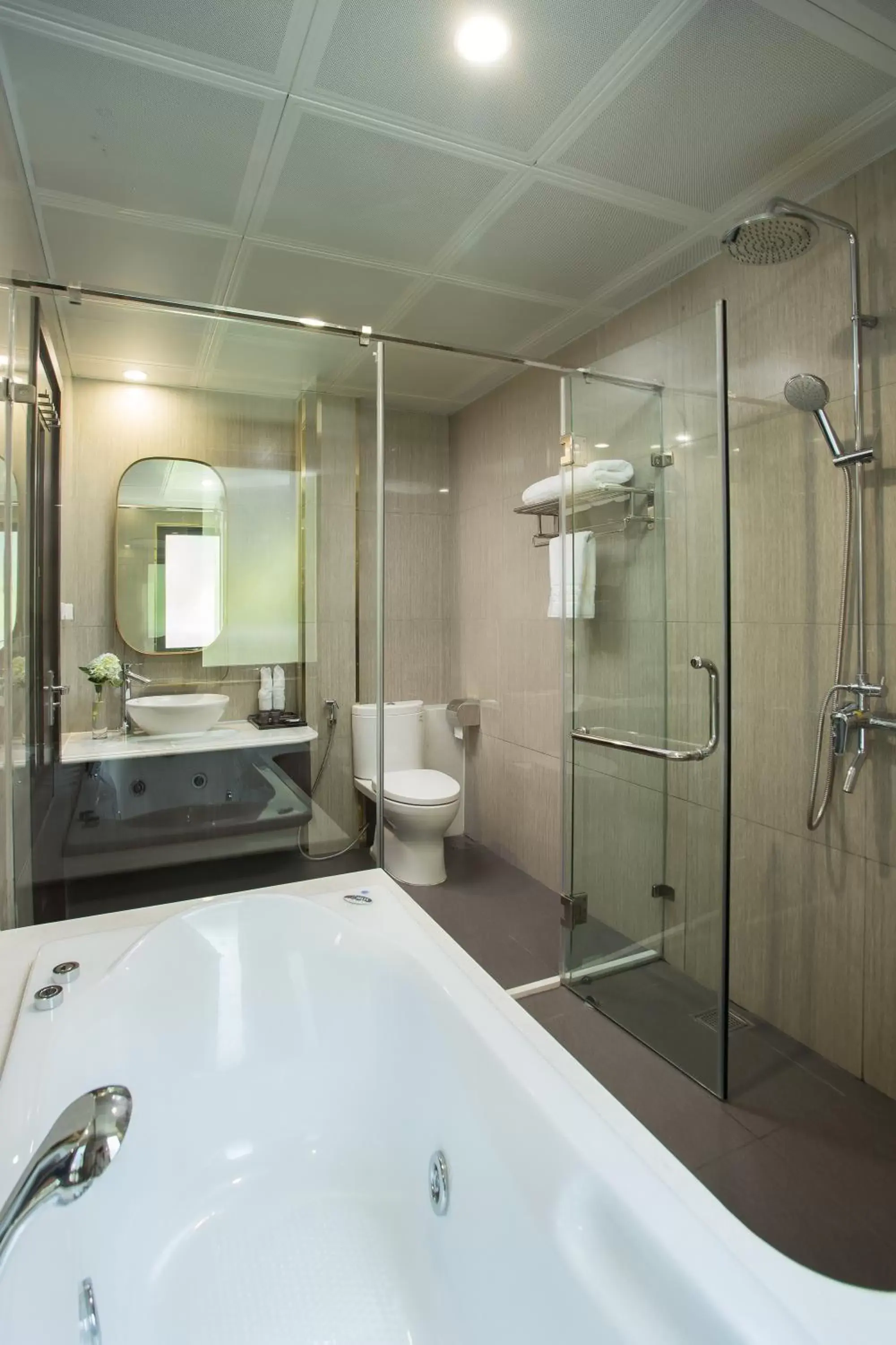 Shower, Bathroom in Hanoi L'Heritage Diamond Hotel & Spa