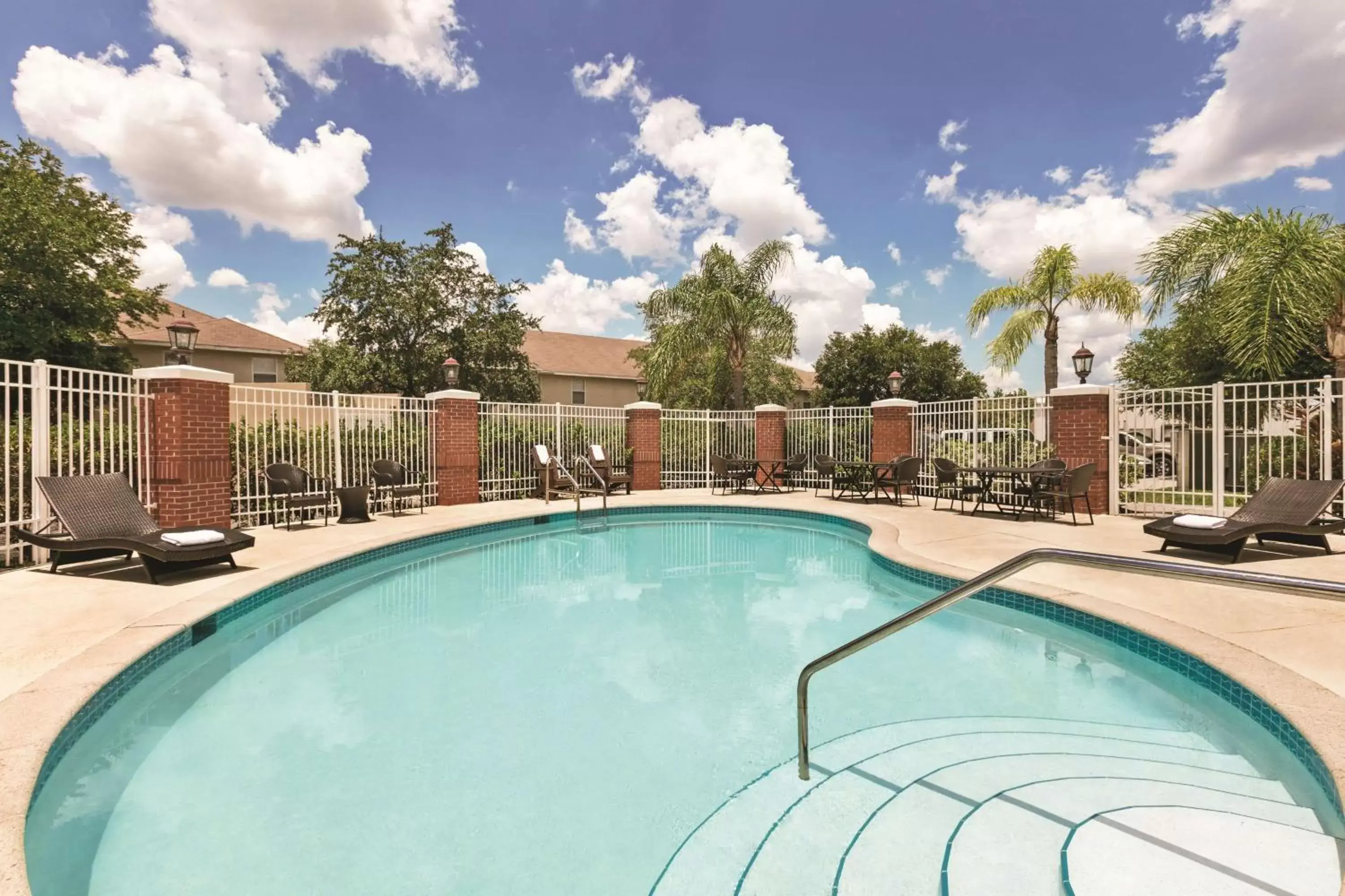 Activities, Swimming Pool in Country Inn & Suites by Radisson, Tampa/Brandon, FL