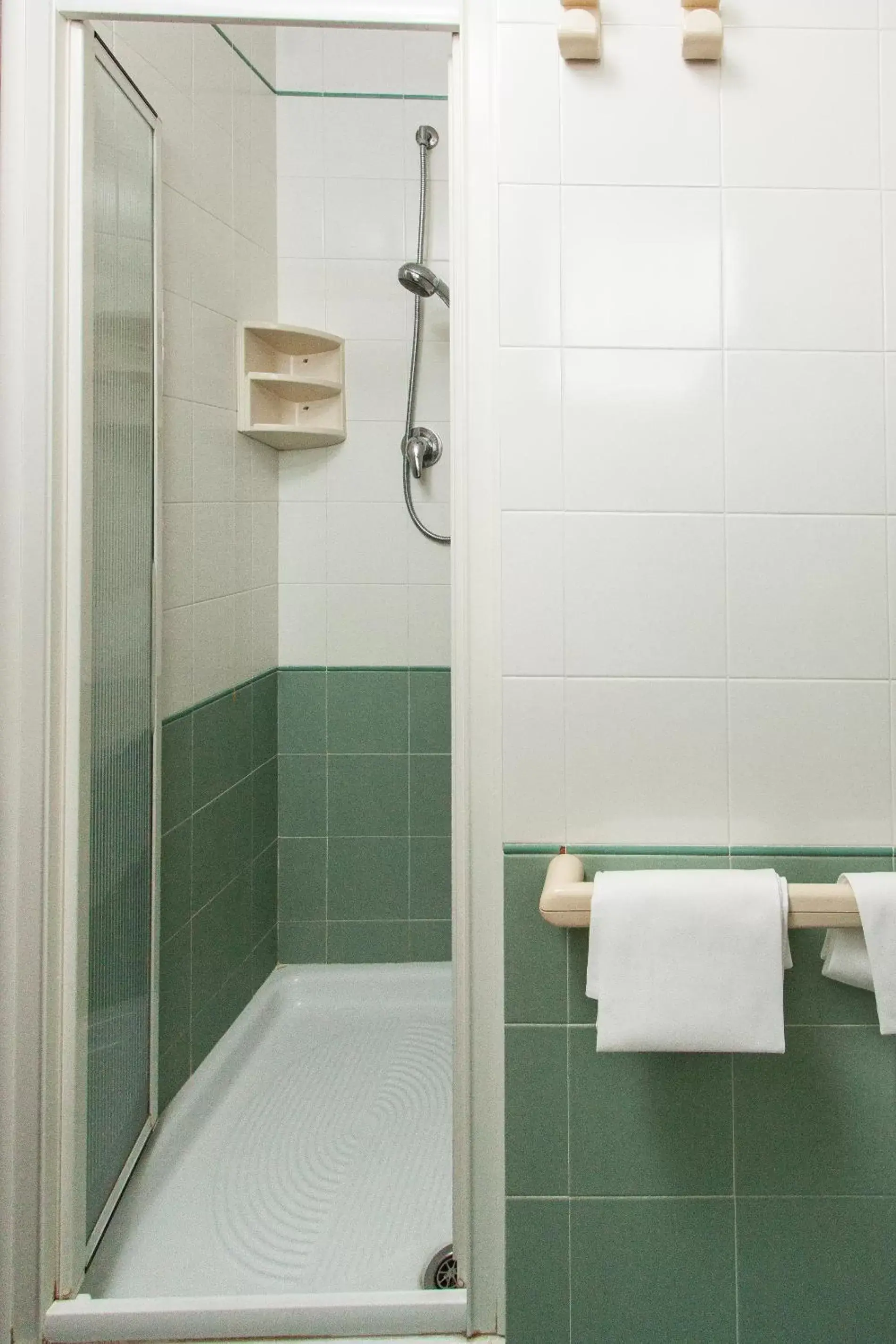 Shower, Bathroom in Casa Betania
