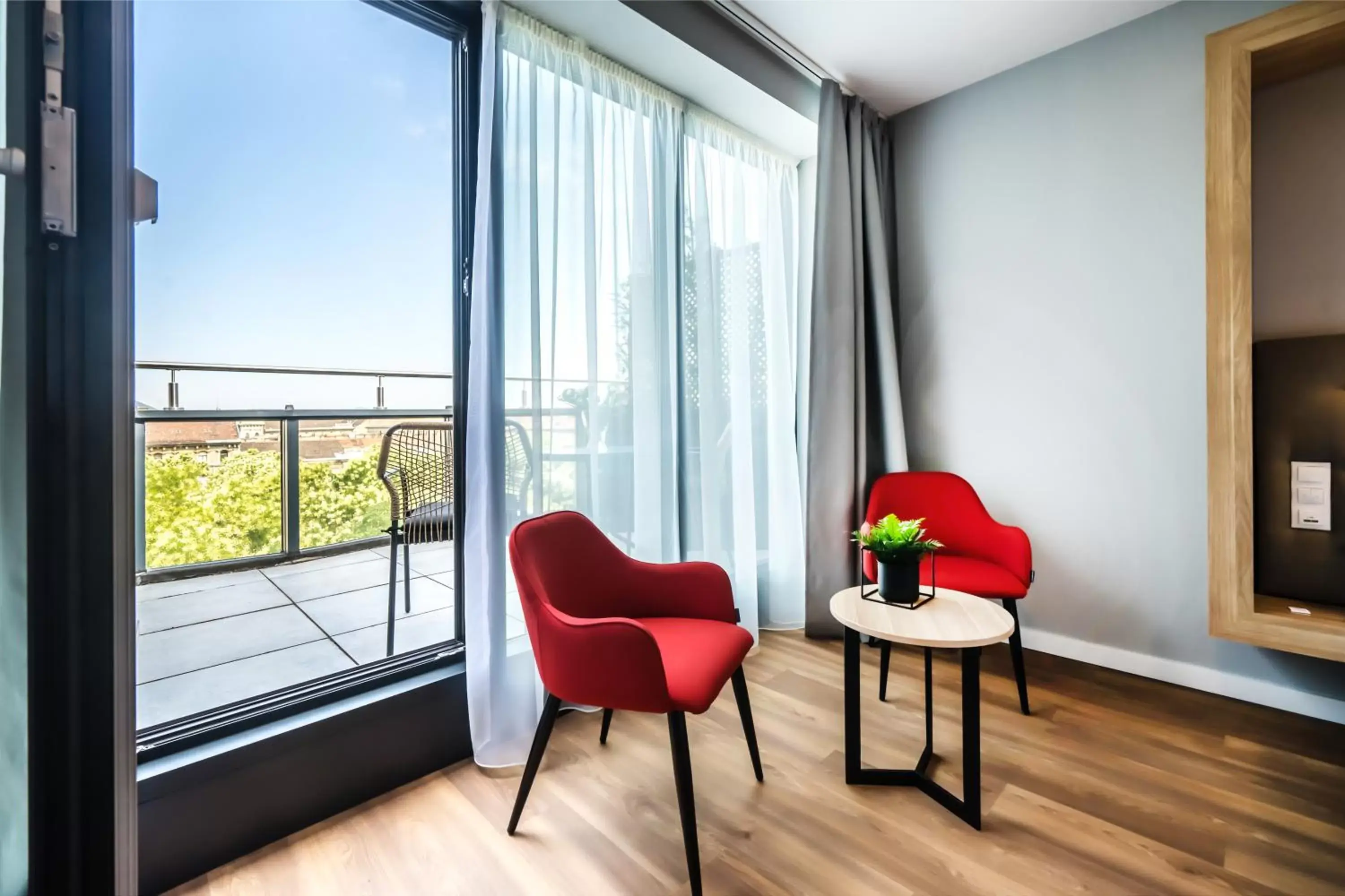 Balcony/Terrace, Seating Area in Up Hotel Budapest