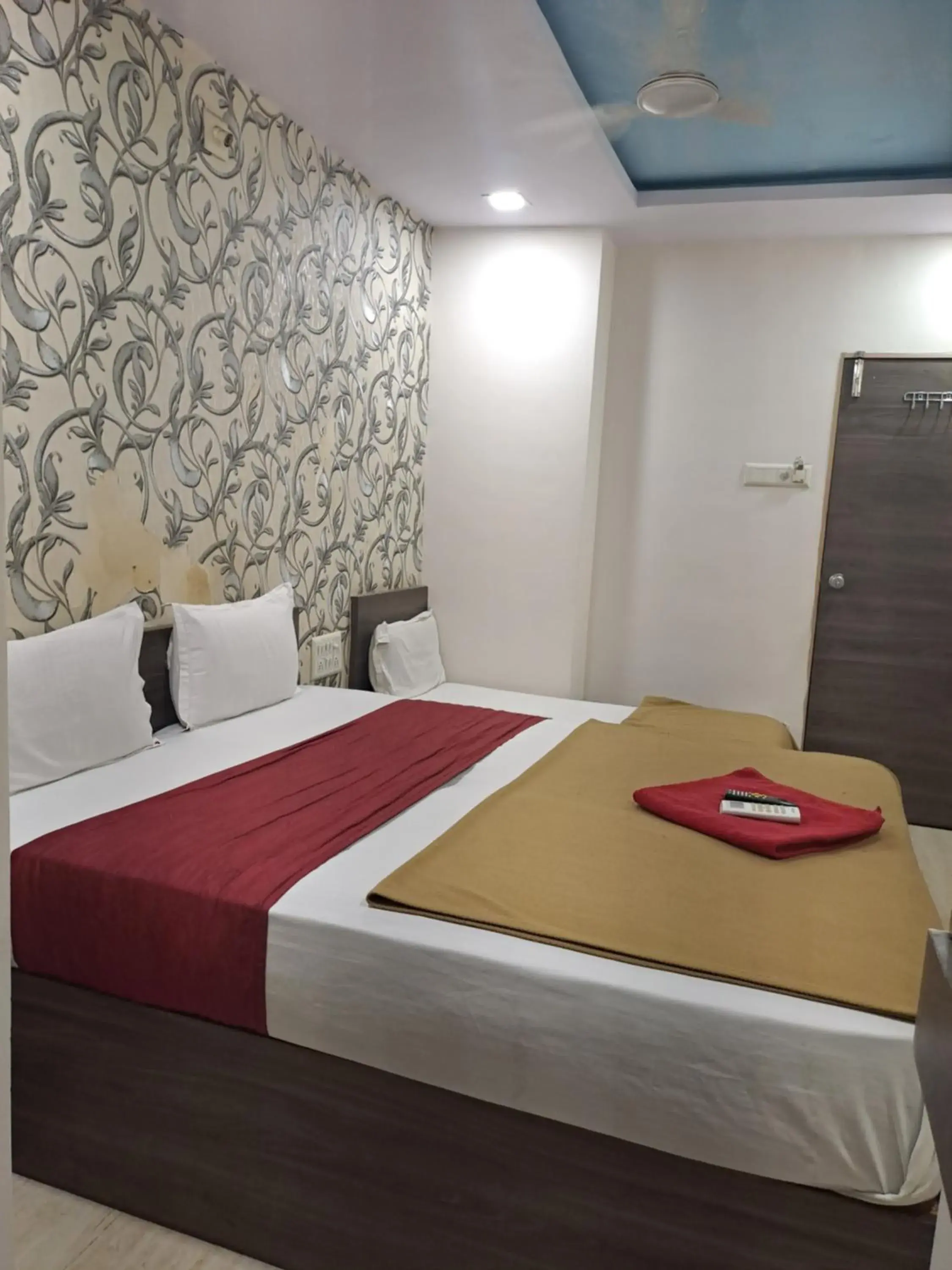 Bed in Hotel Gitanjali