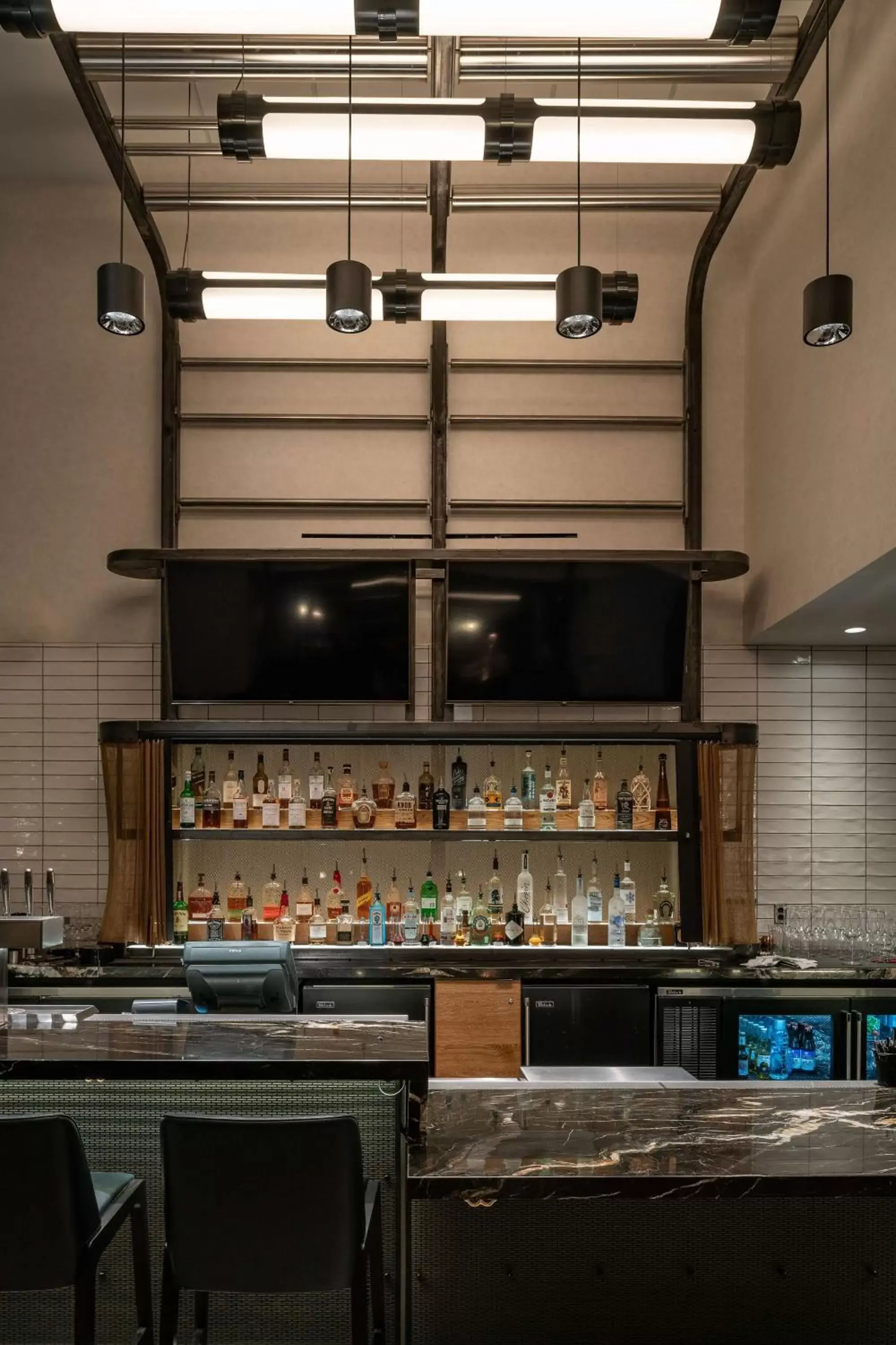 Lounge or bar in Grand Hyatt Denver