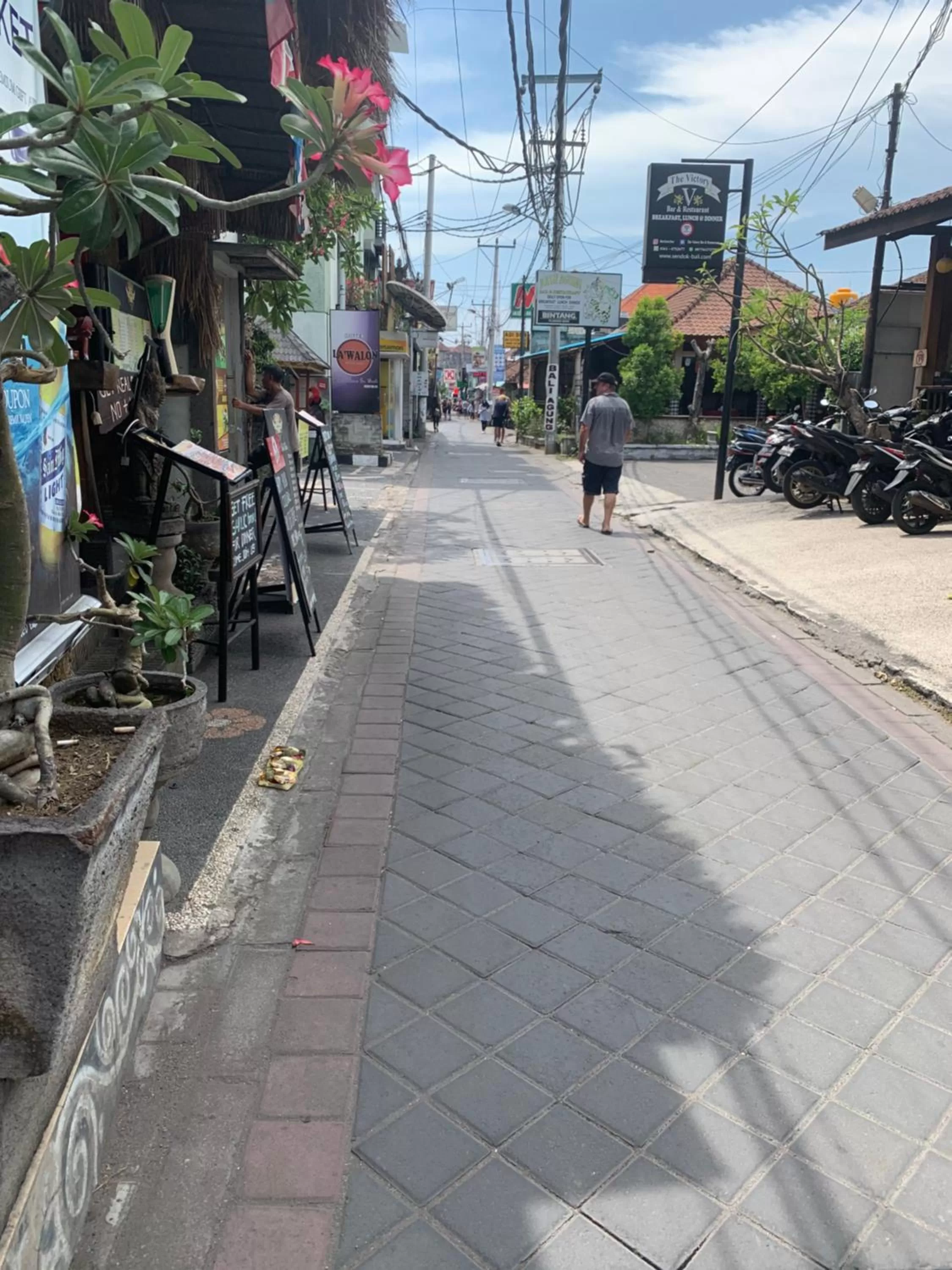 Street view in Fat Yogi Cottages