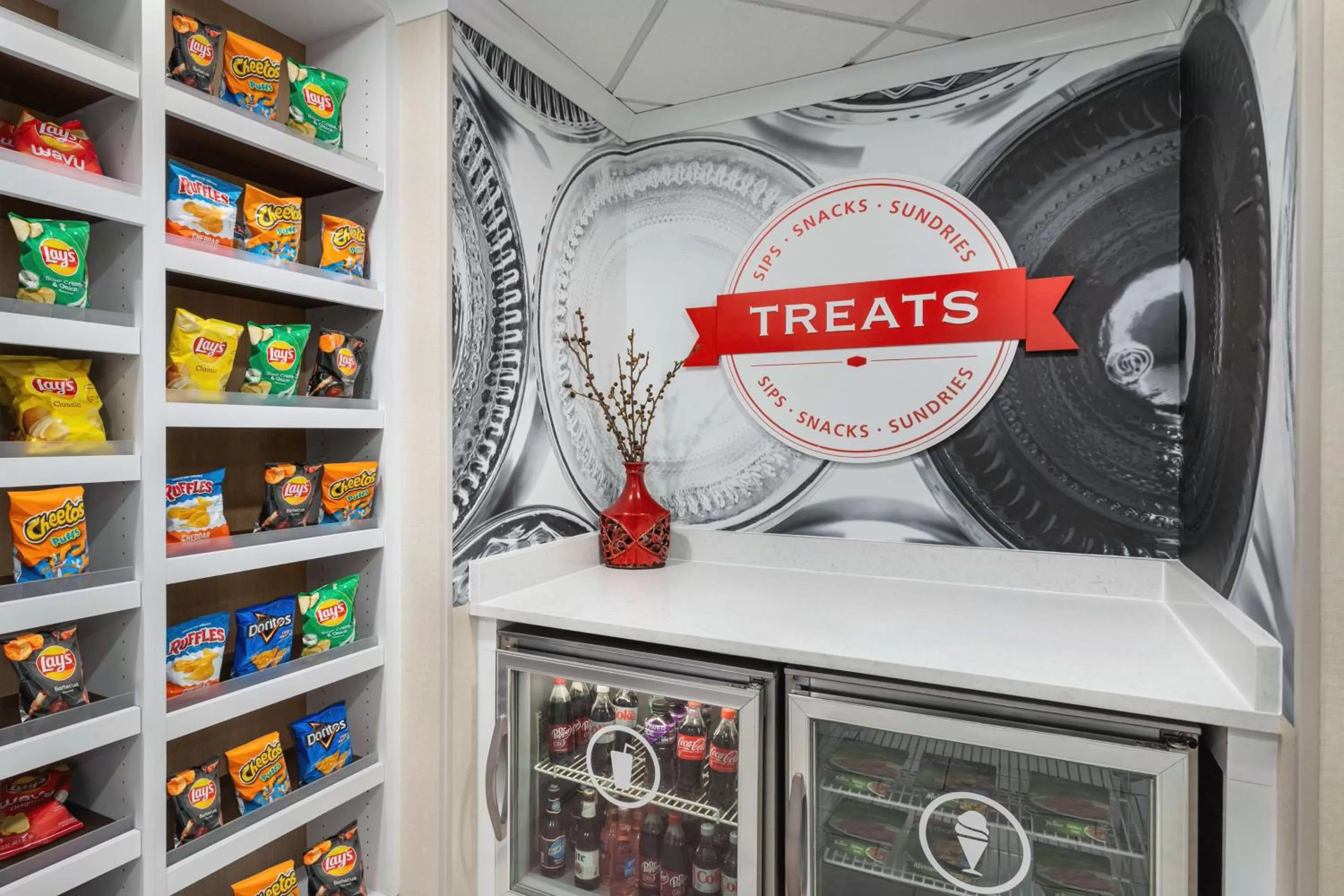 Restaurant/places to eat in Hampton Inn New Albany