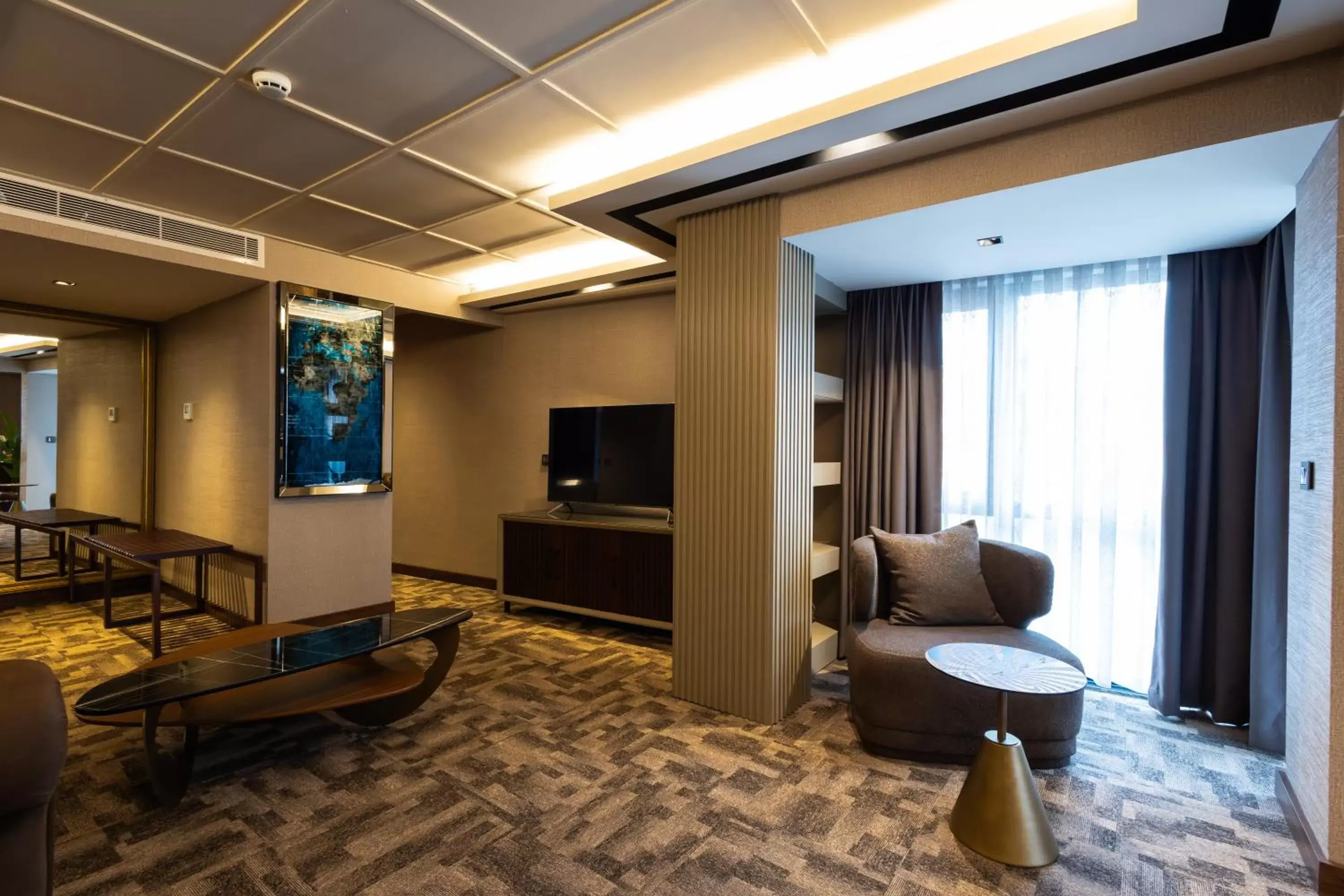 Communal lounge/ TV room, Seating Area in Tonight Hotel Port