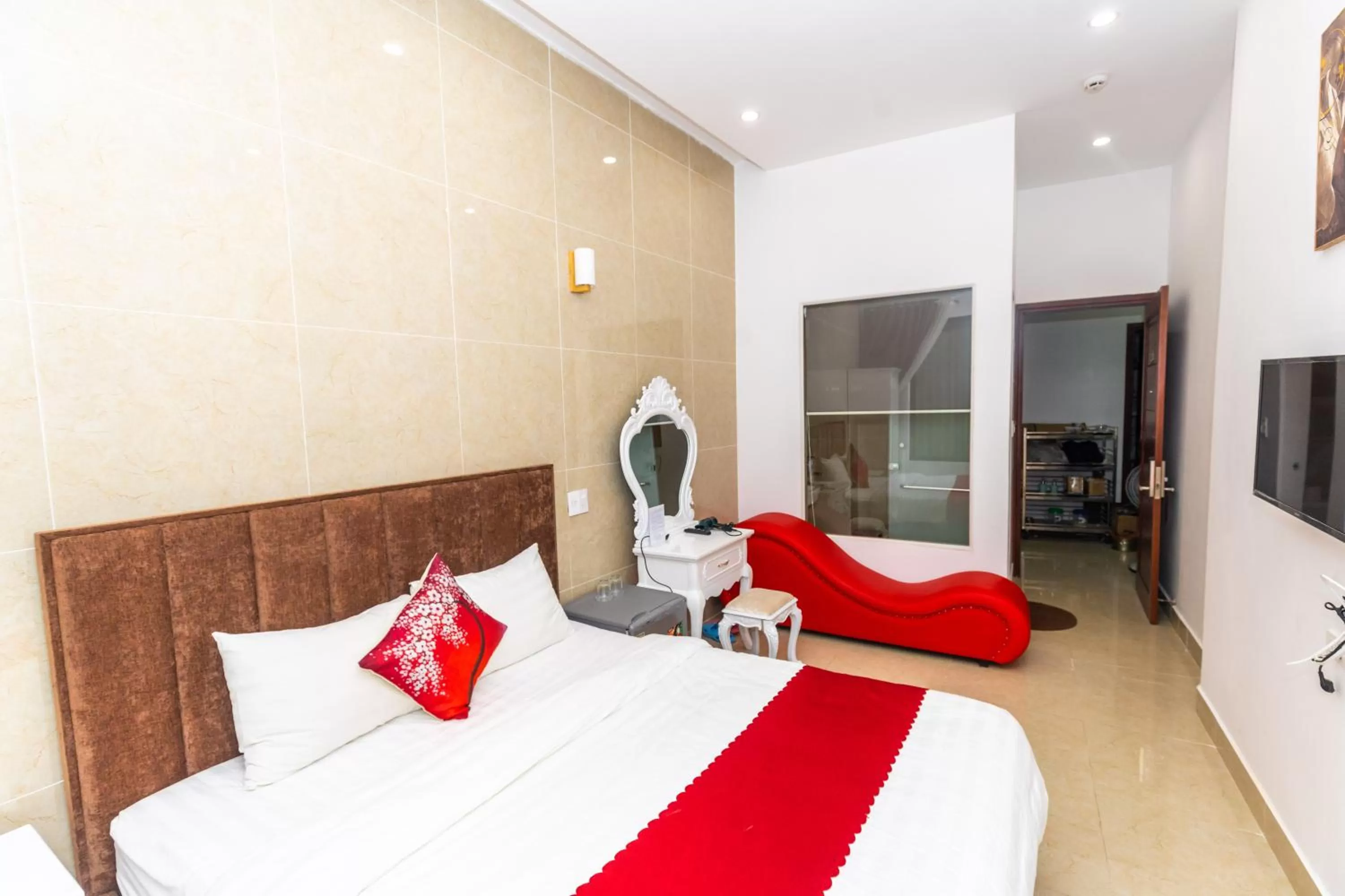Photo of the whole room, Bed in Ngàn Phố Studio & Love Hotel