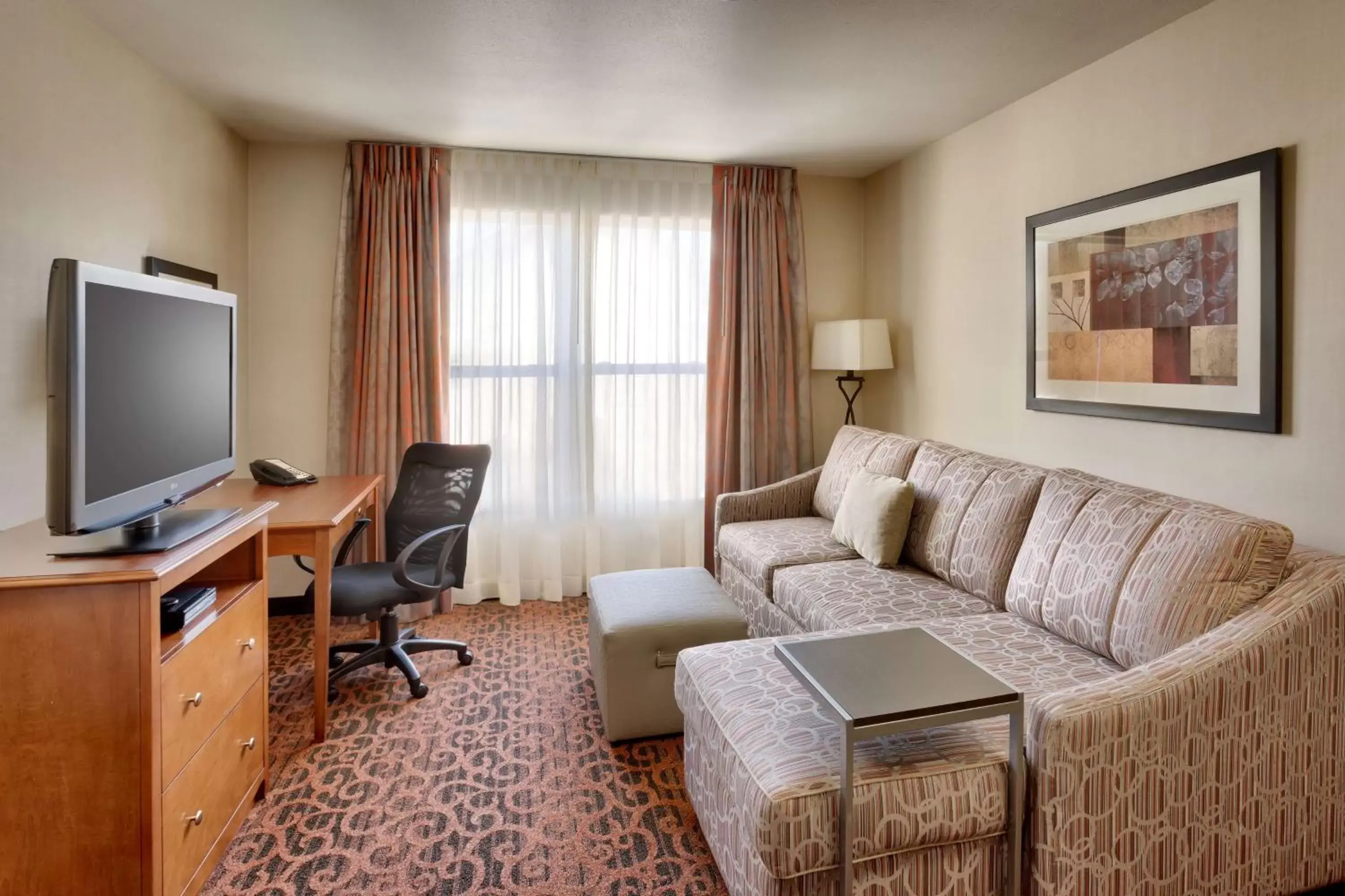 Bedroom, Seating Area in Hampton Inn & Suites Orem/Provo