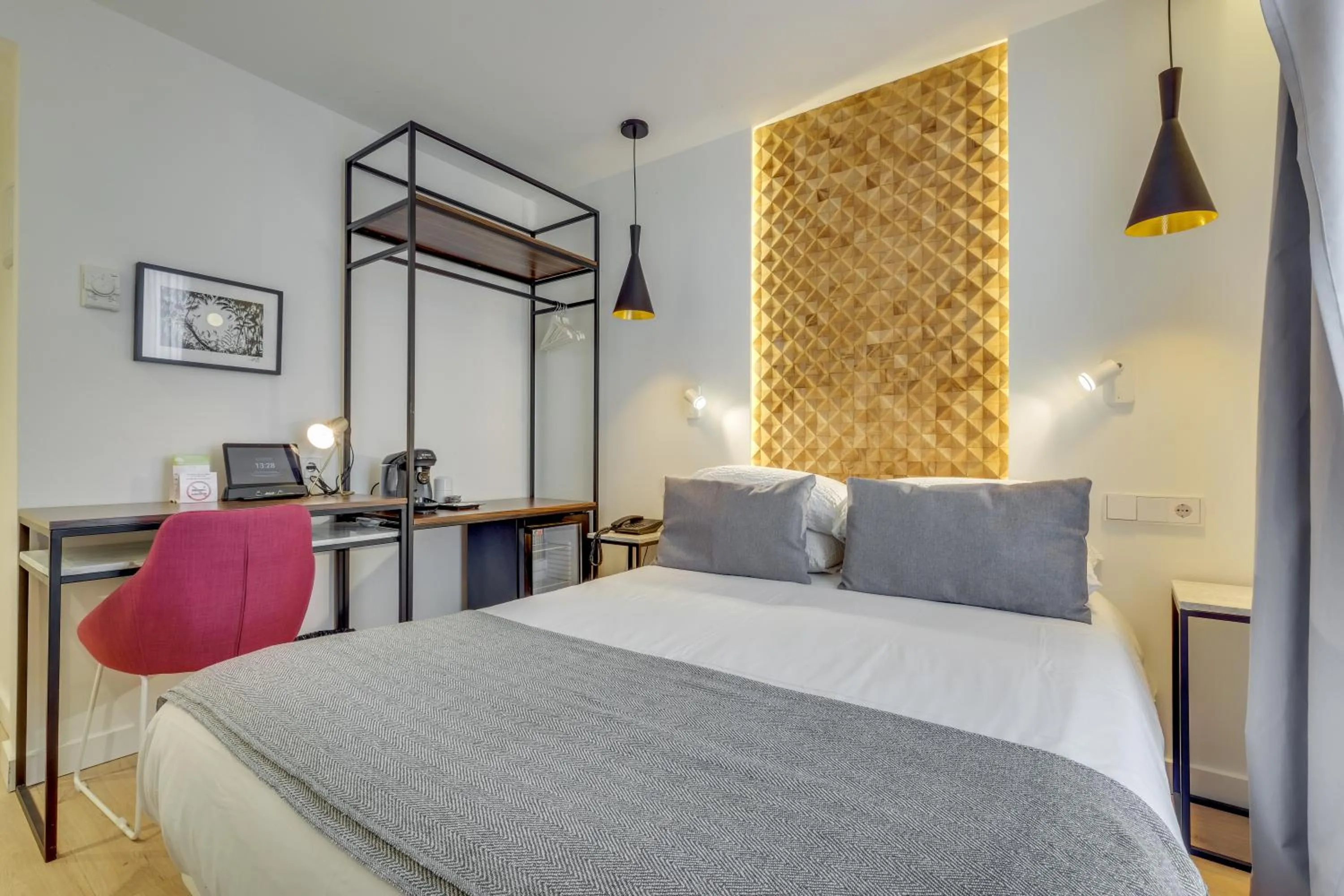 Bed in Hotel Beausejour