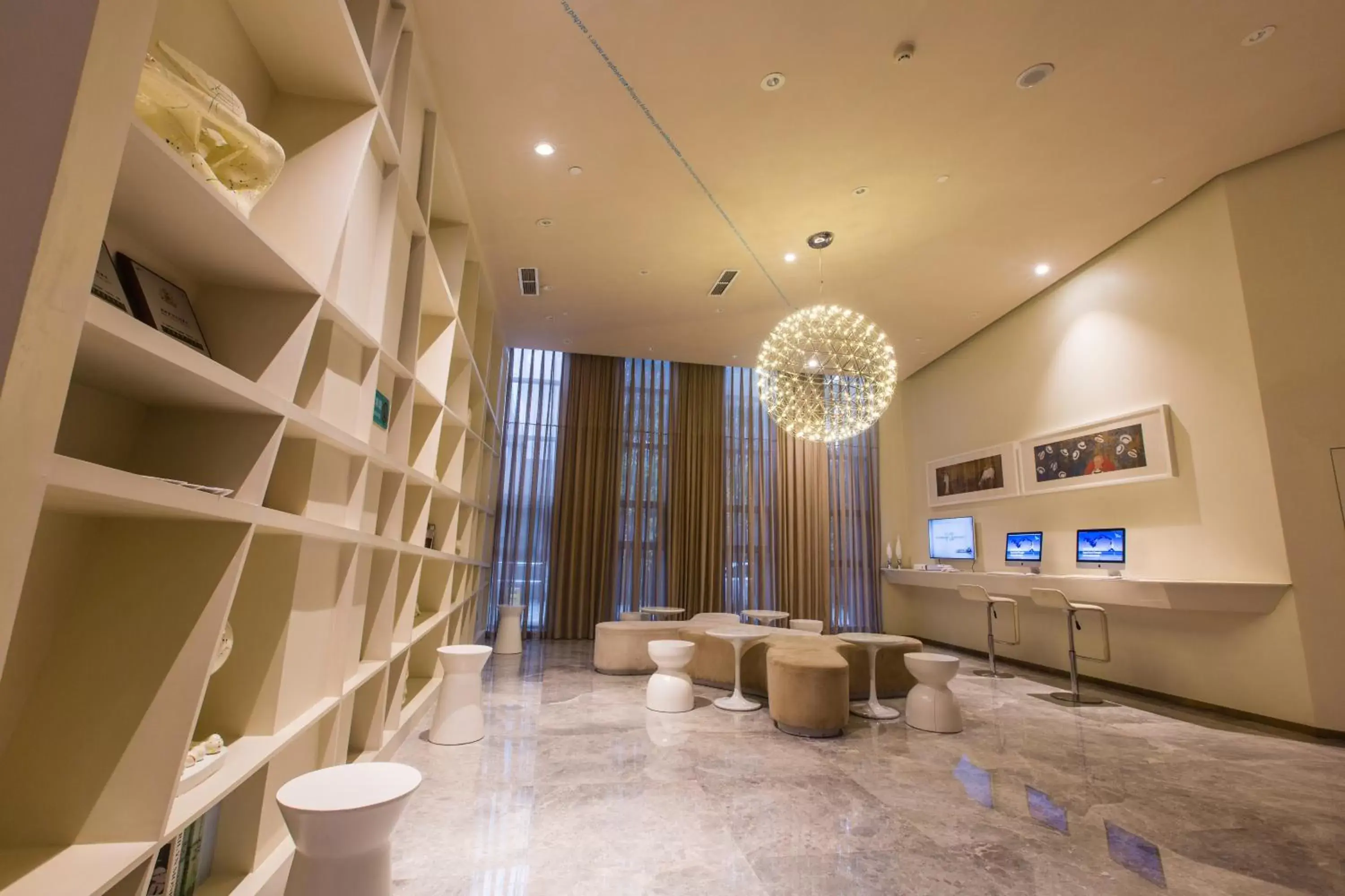 Seating area in Skytel Hotel Chengdu