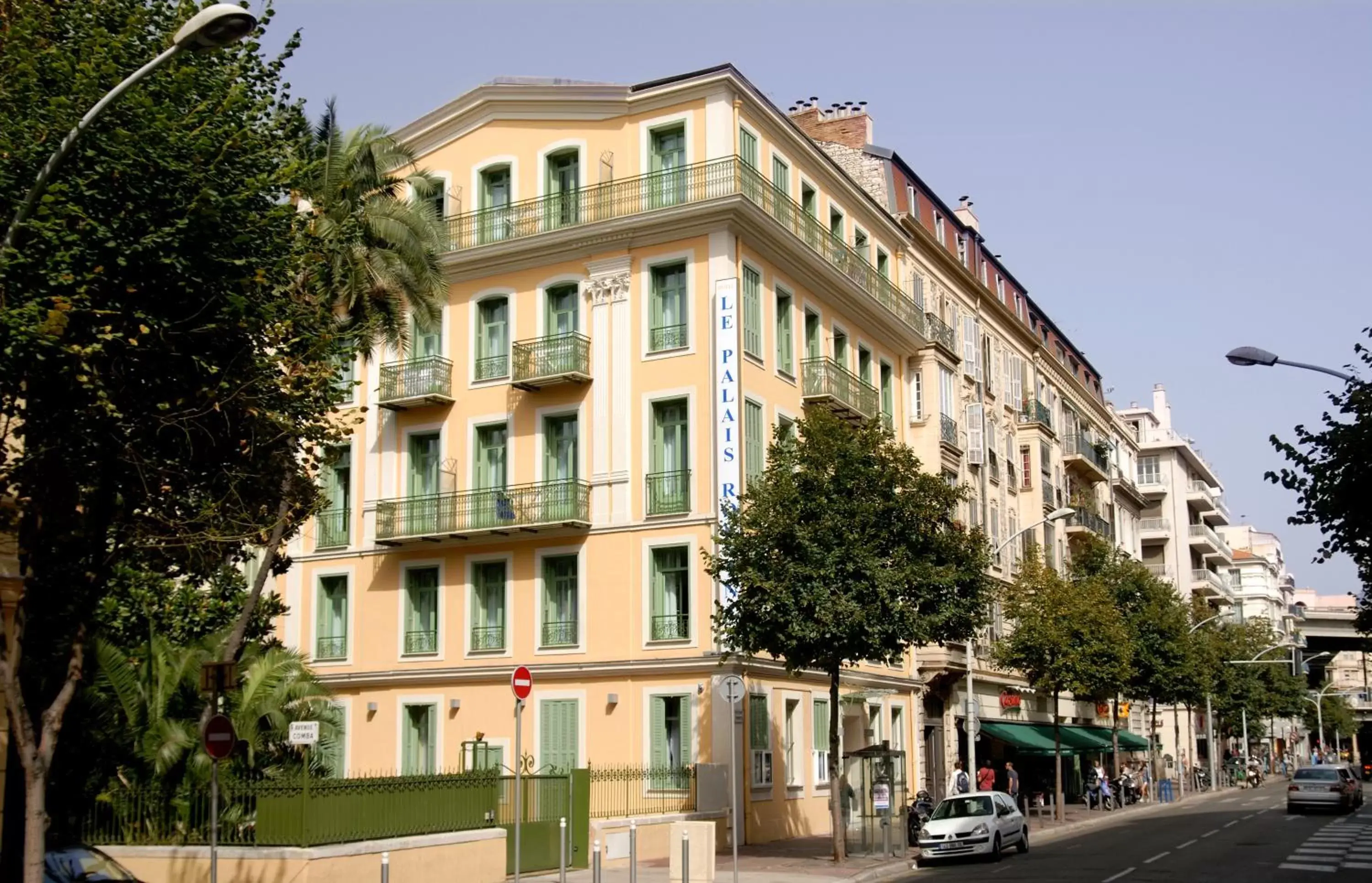 Facade/entrance, Property Building in Odalys City Nice Le Palais Rossini