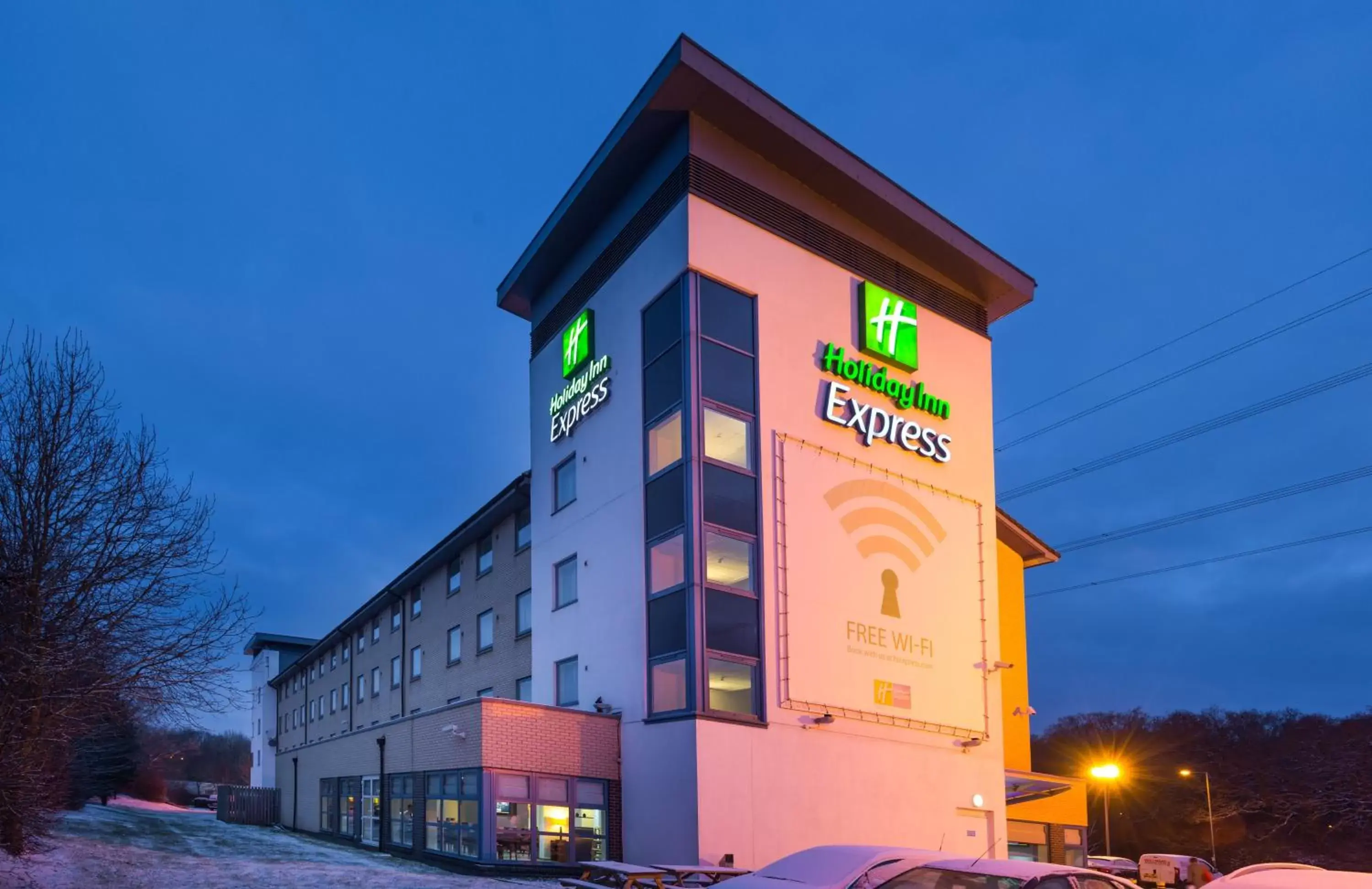 Property building in Holiday Inn Express Swindon West, an IHG Hotel