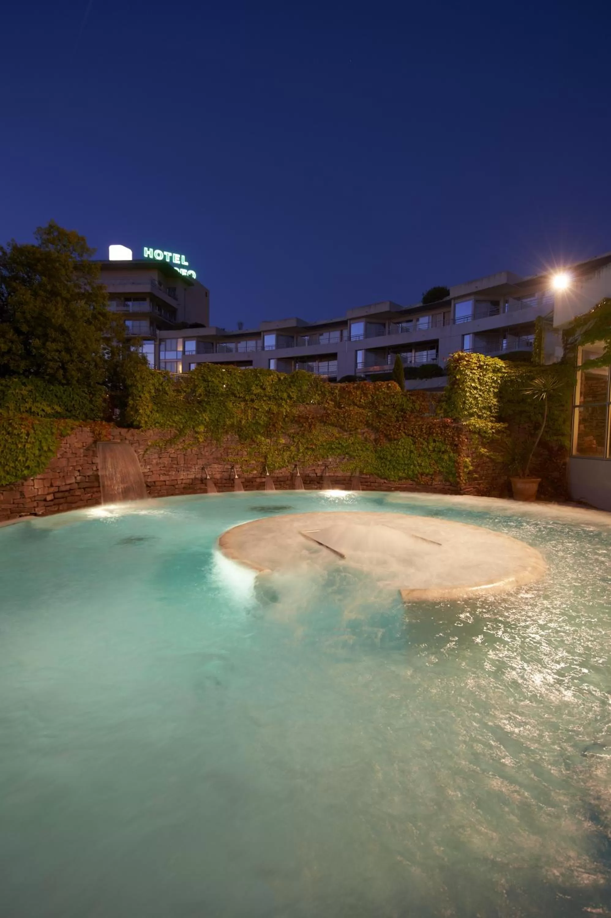 Night in Best Western Hotel Sourcéo