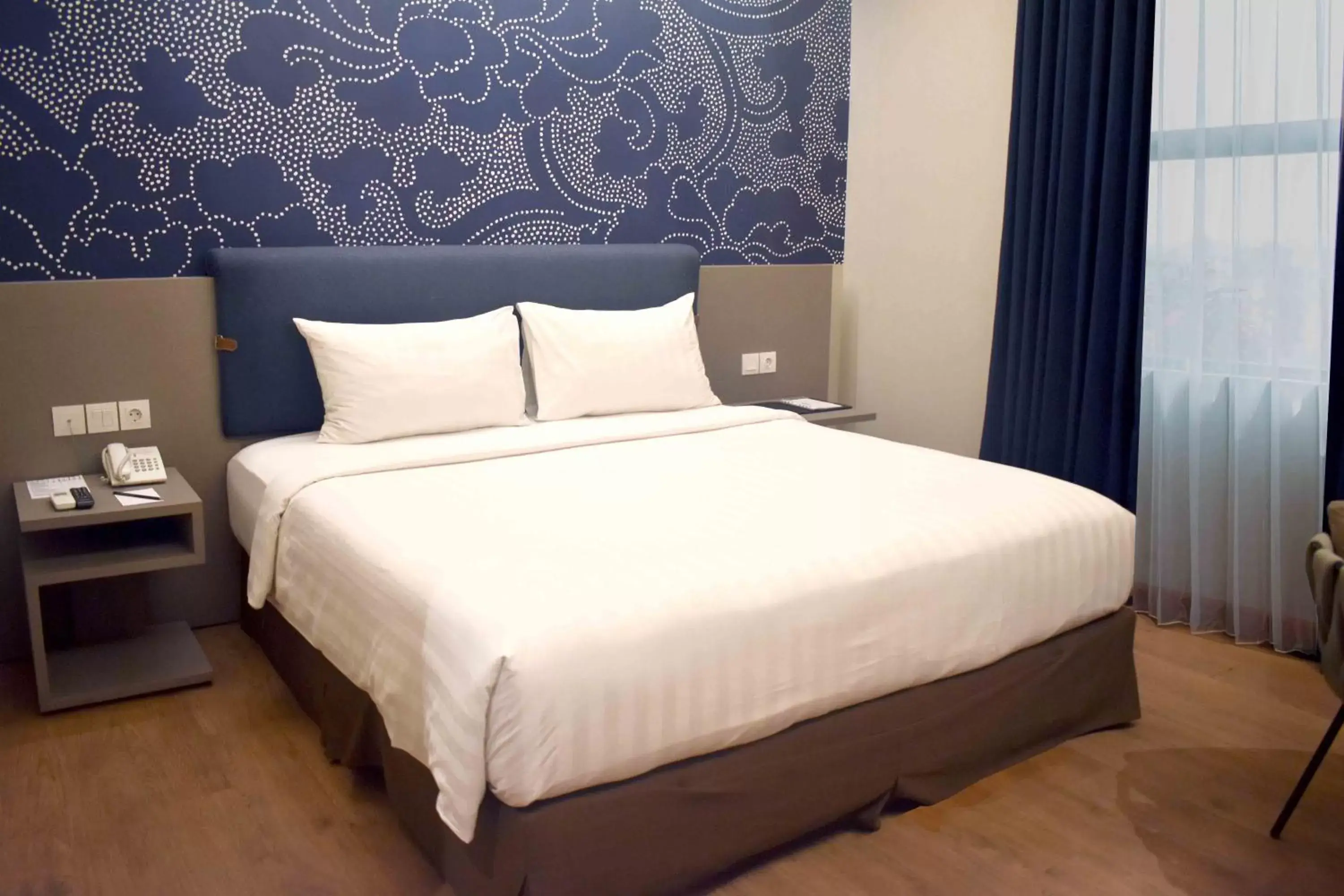 Bedroom, Bed in Luminor Hotel Airport Sidoarjo By WH , Best Choice and Strategic Location with a Rooftop area in Town Bedroom, Bed in Luminor Hotel Airport Sidoarjo By WH , Best Choice and Strategic Location with a Rooftop area in Town
