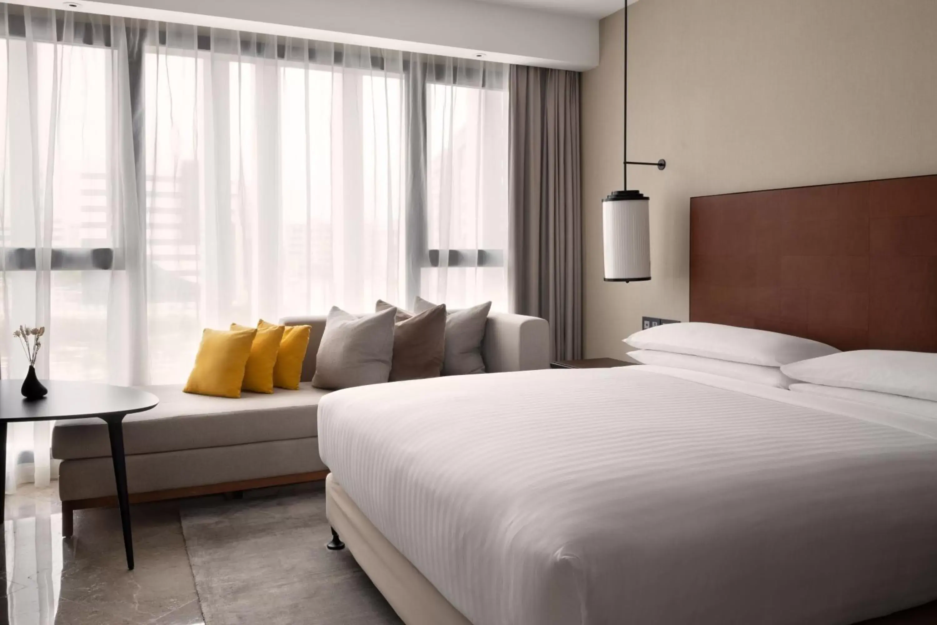 Bedroom, Bed in Tunis Marriott Hotel