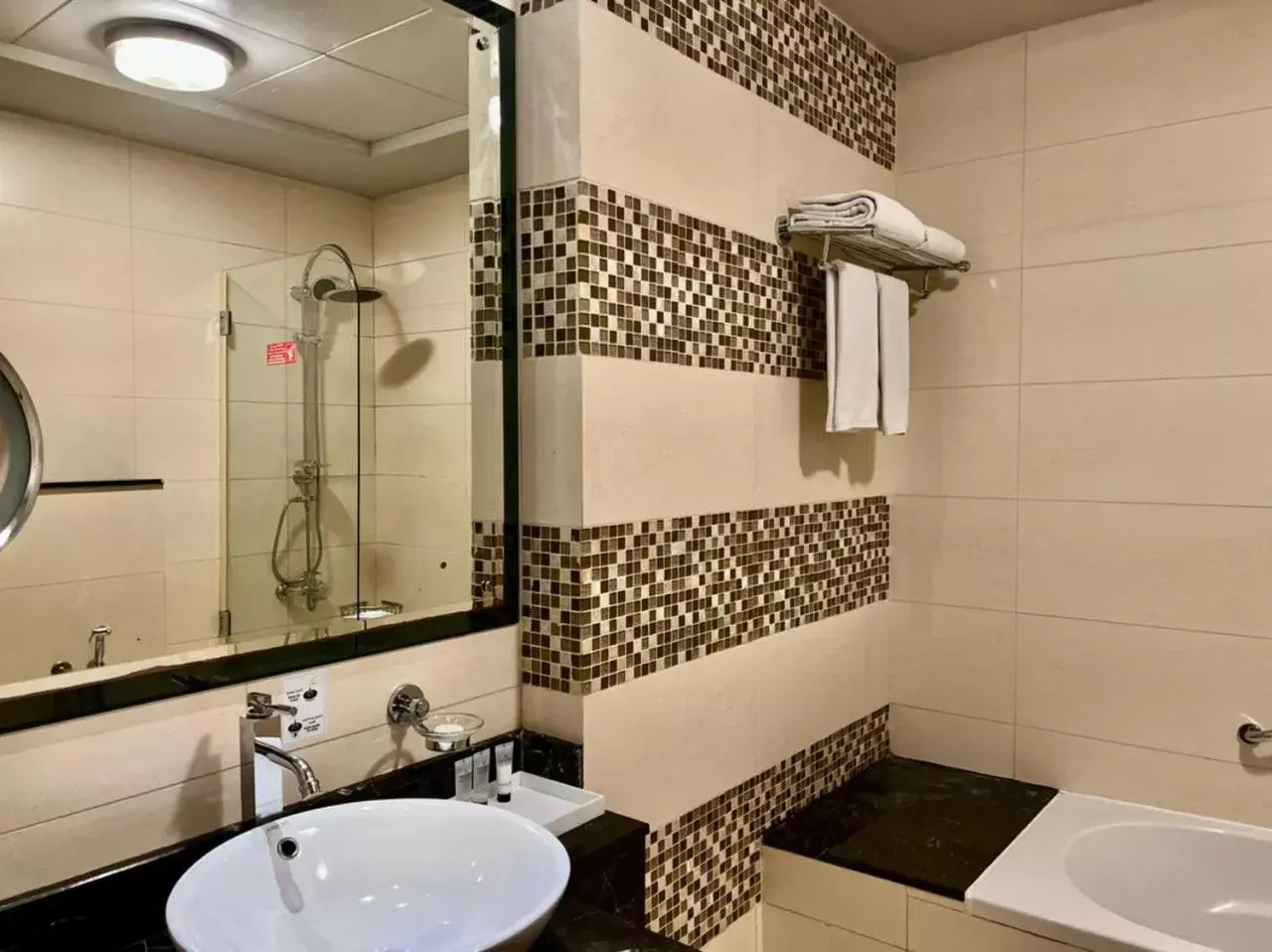 Bathroom in Copthorne Hotel Sharjah