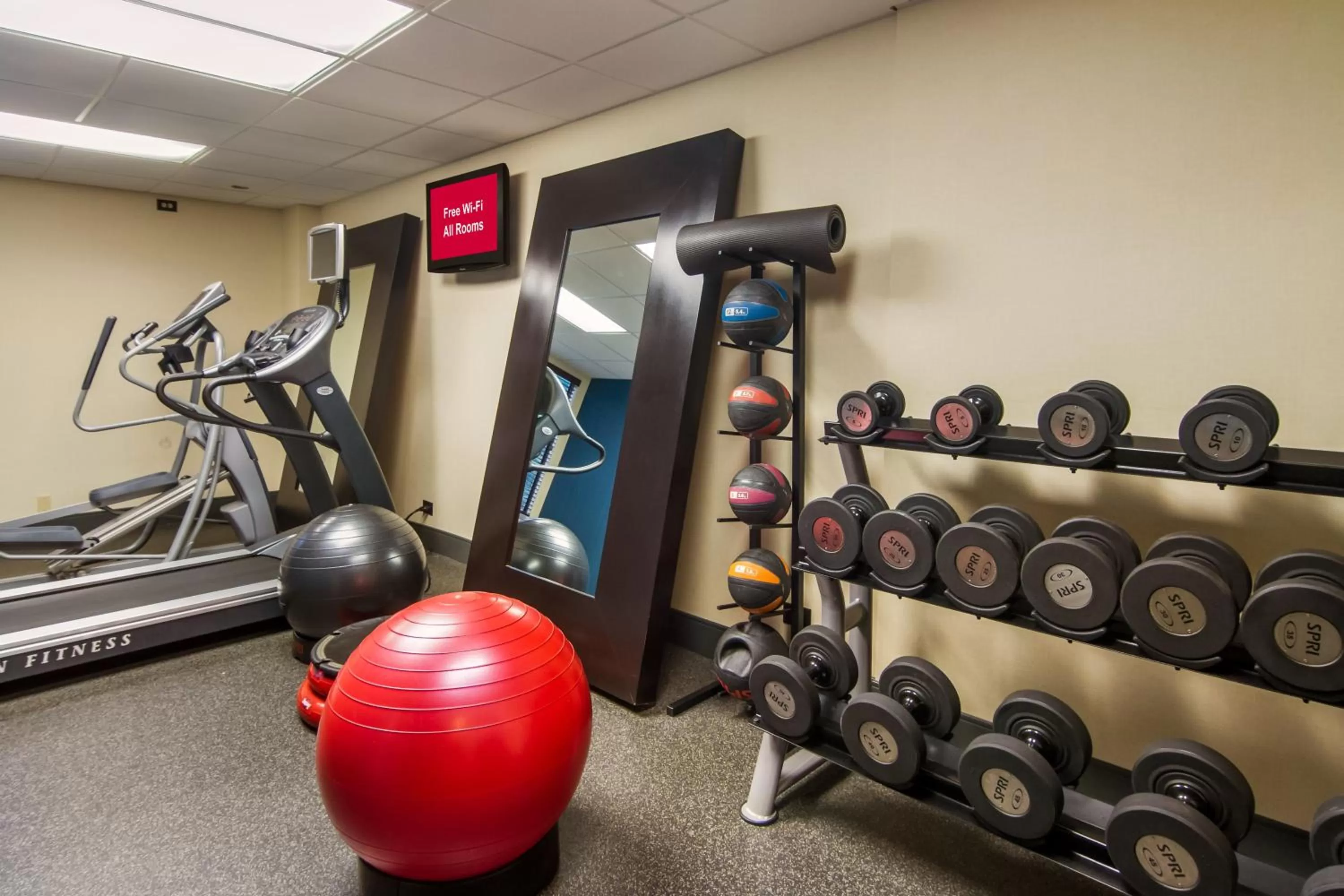 Spa and wellness centre/facilities in Red Roof Inn Meriden