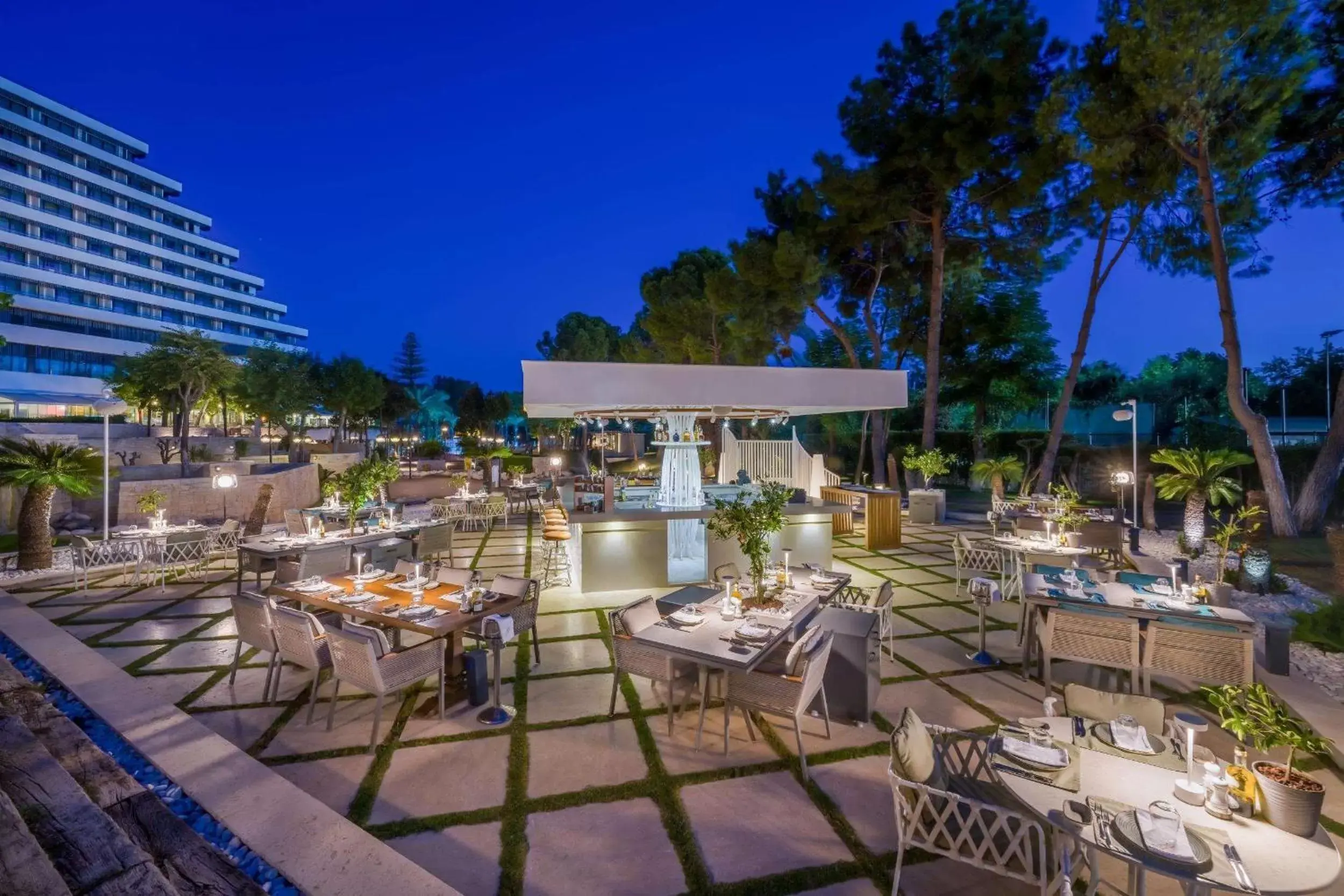 Balcony/Terrace, Restaurant/Places to Eat in Rixos Downtown Antalya All Inclusive - The Land of Legends Access